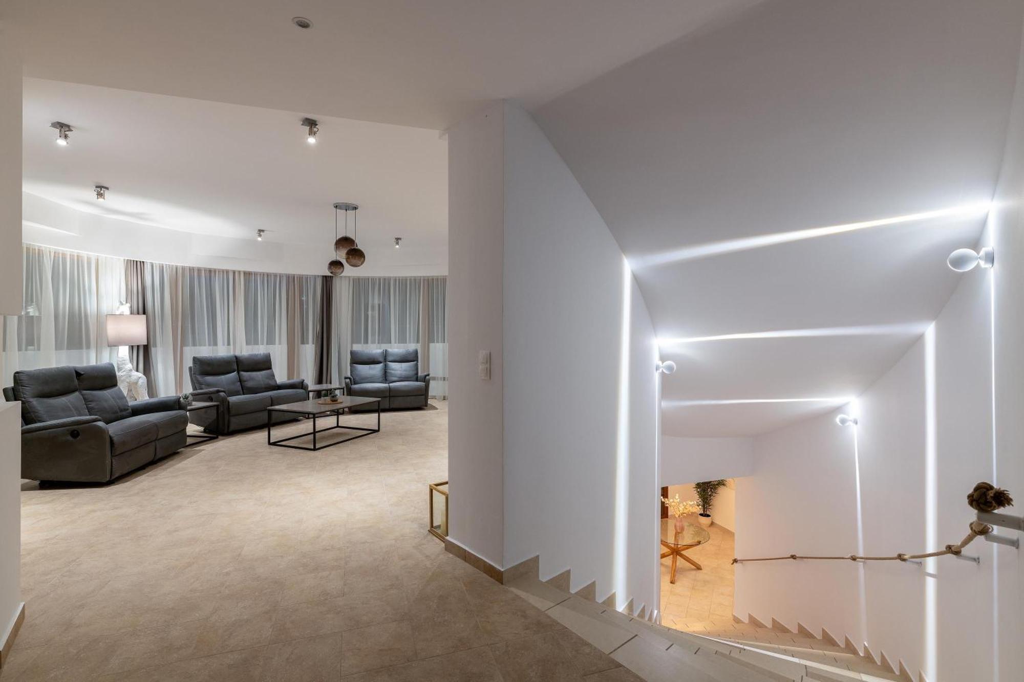 Villa Hamilton Grand *