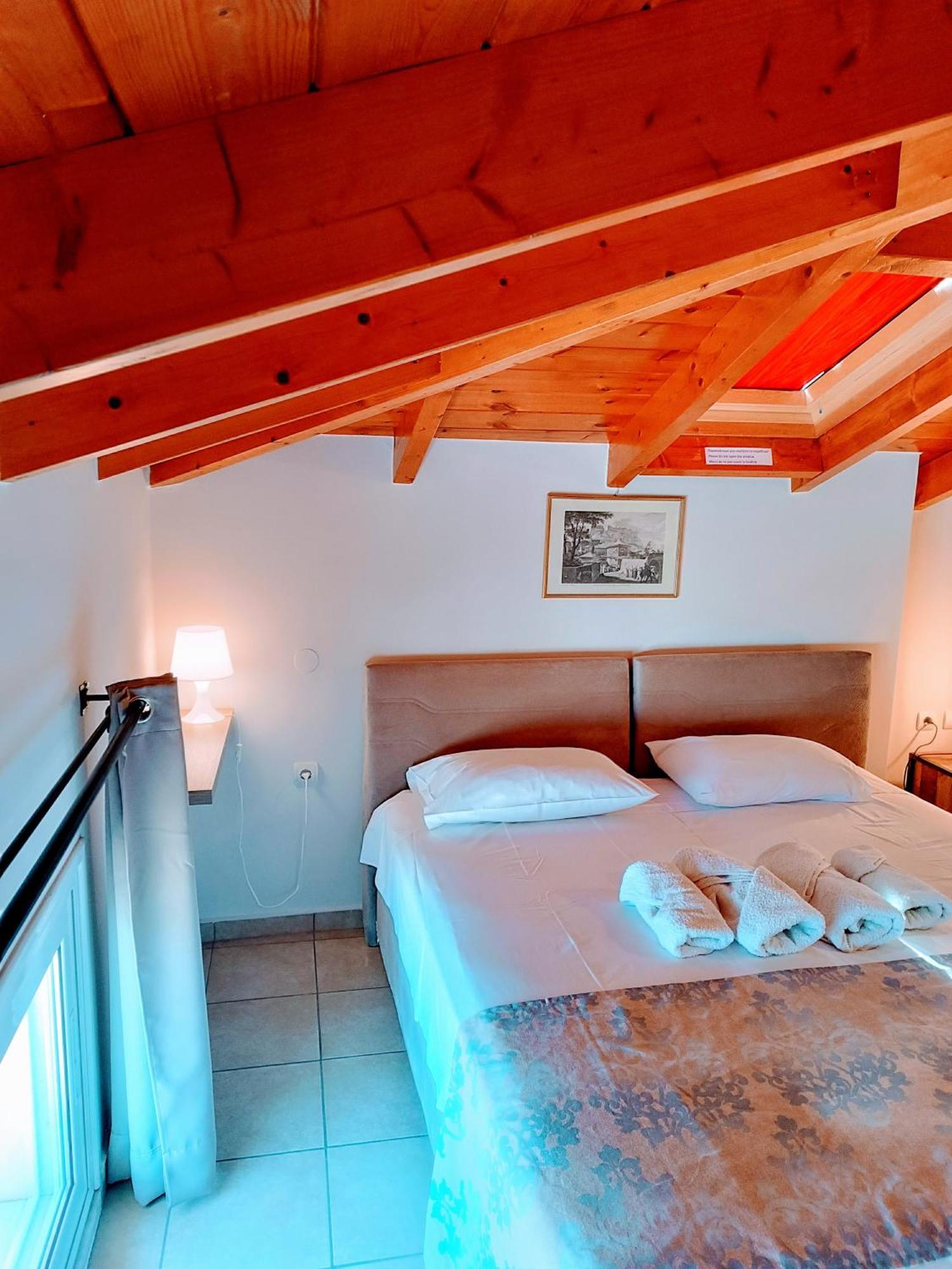 Port Luxury Apartment *