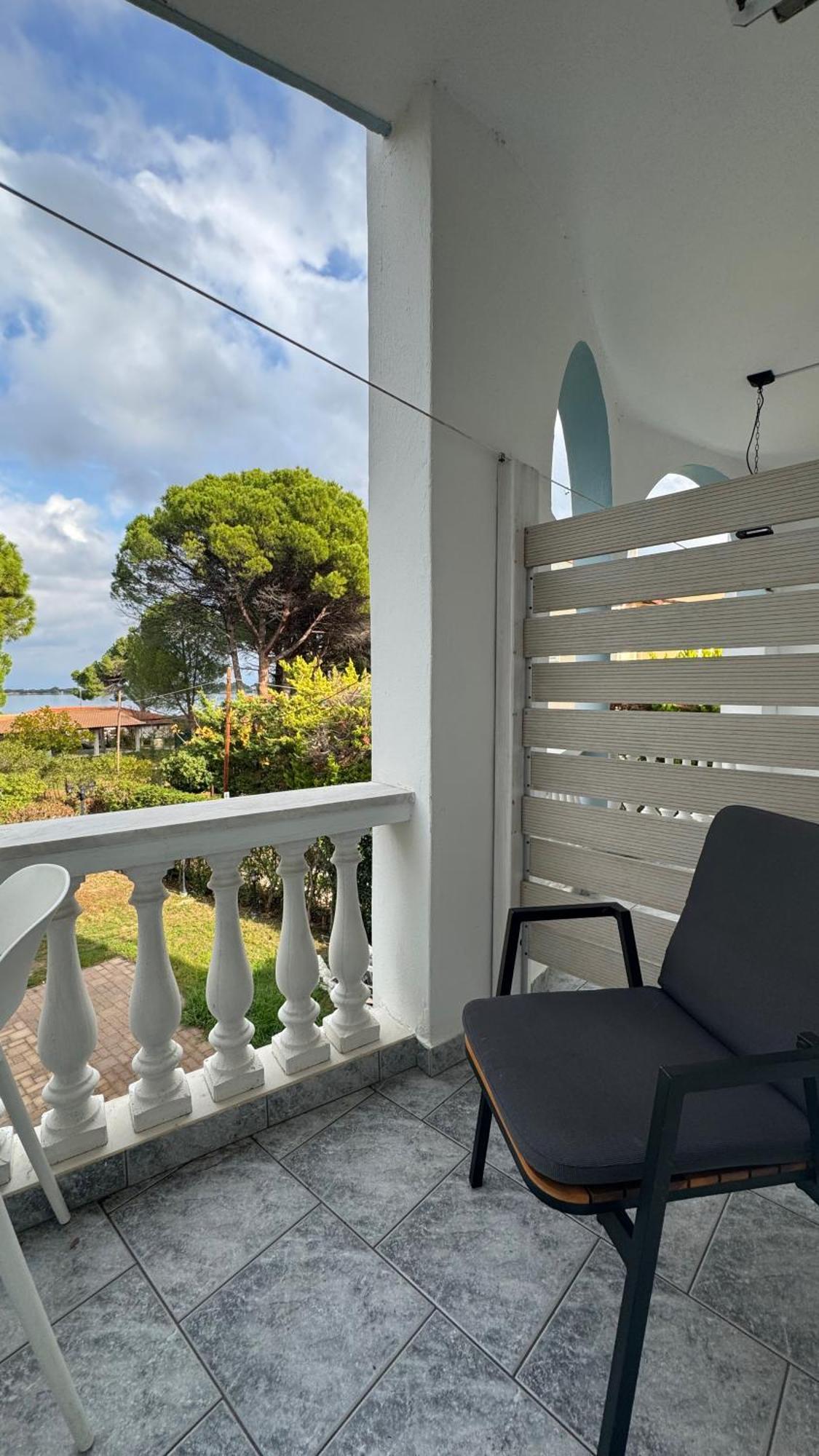 Diaporos Hotel 3*