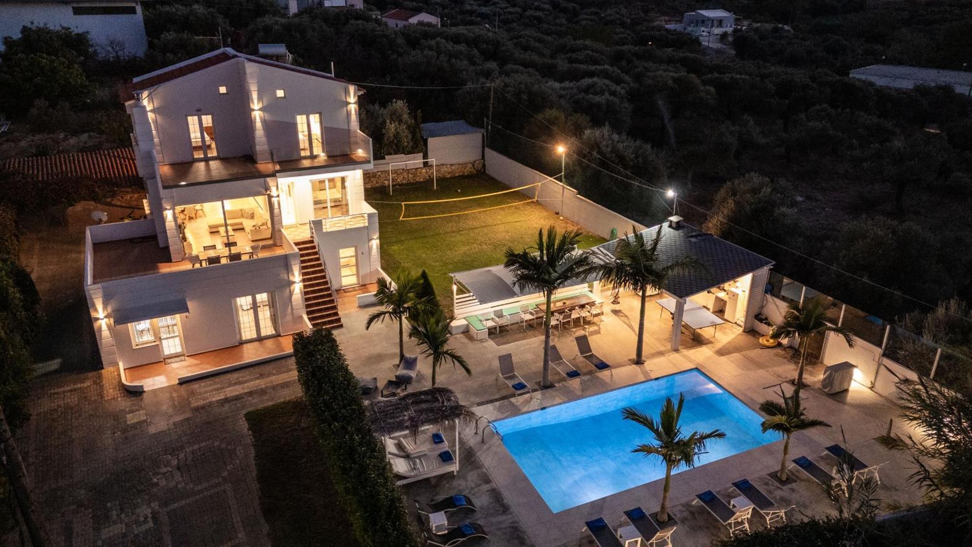 Myrto Heated Pool Kato Daratso