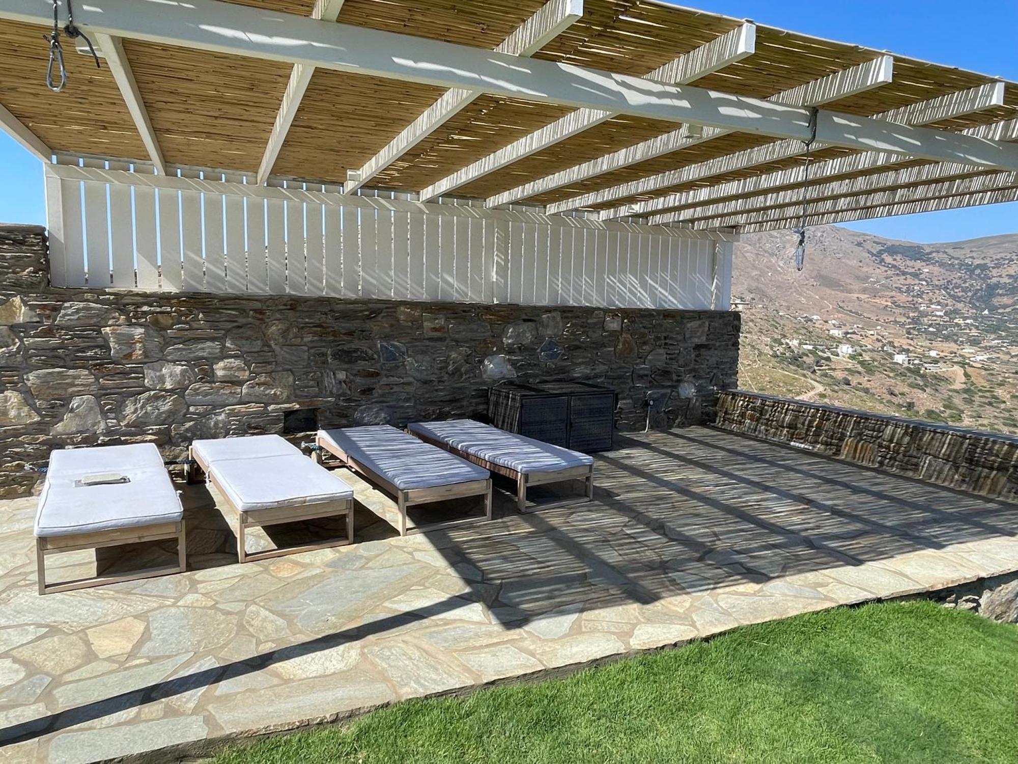 Gorgona, Maison Cycladique * Gavrio