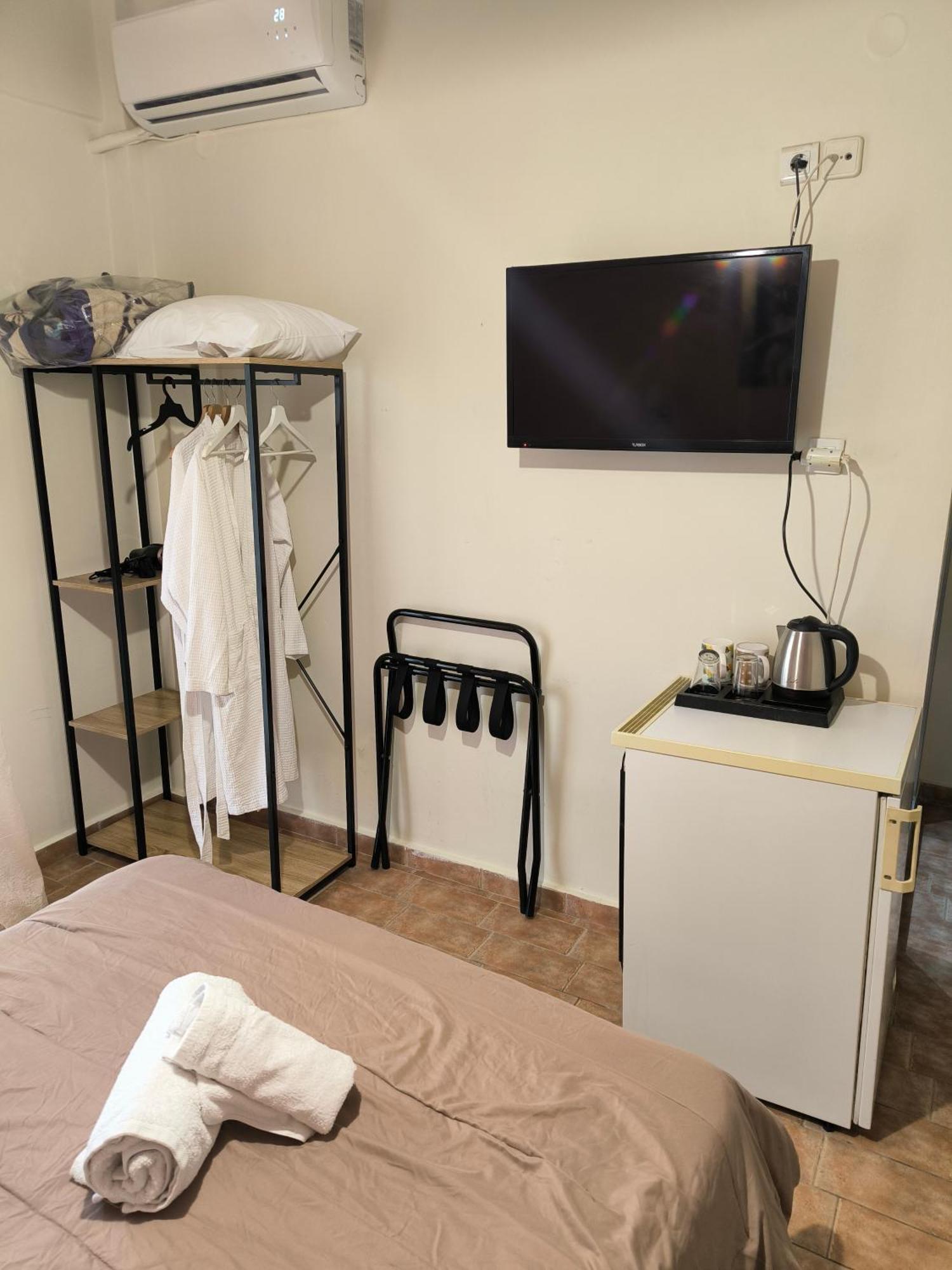 Hotel Almira Agia Triada (Thessaloniki)