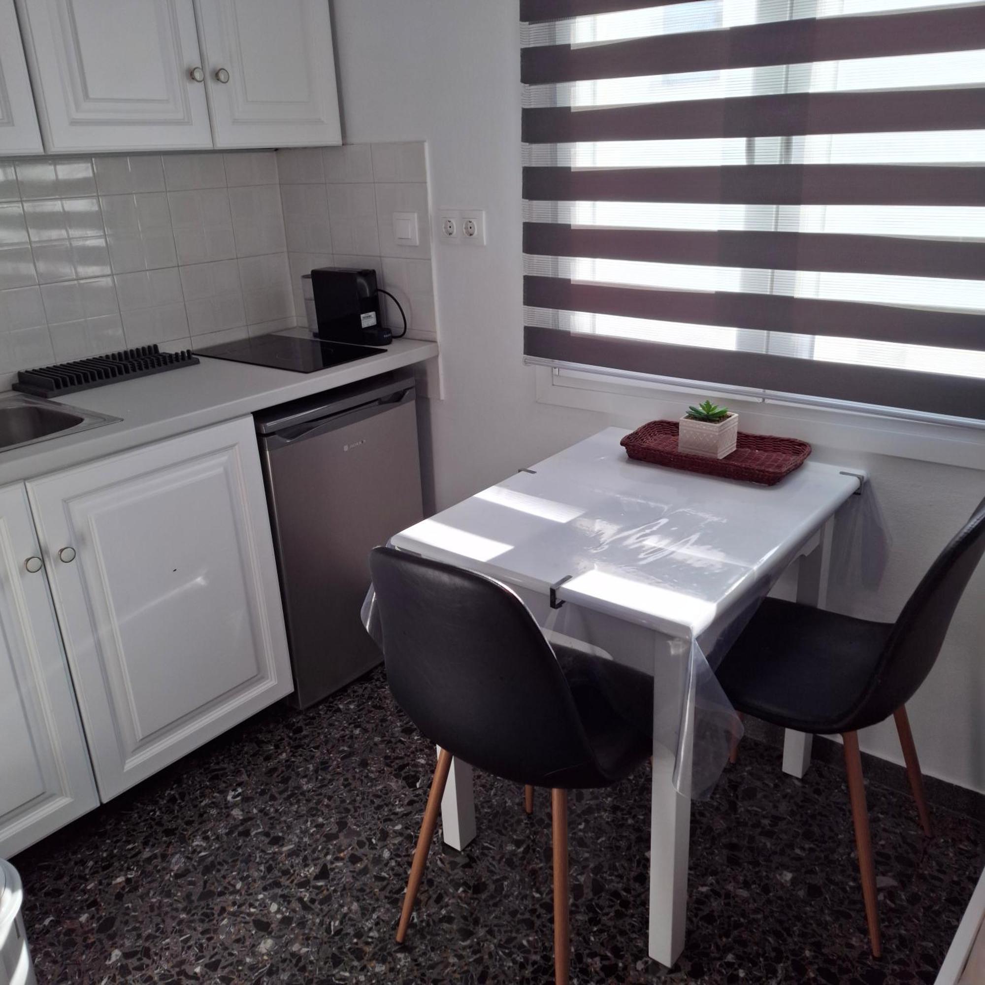 Apartment Flora & Naousa (Paros)