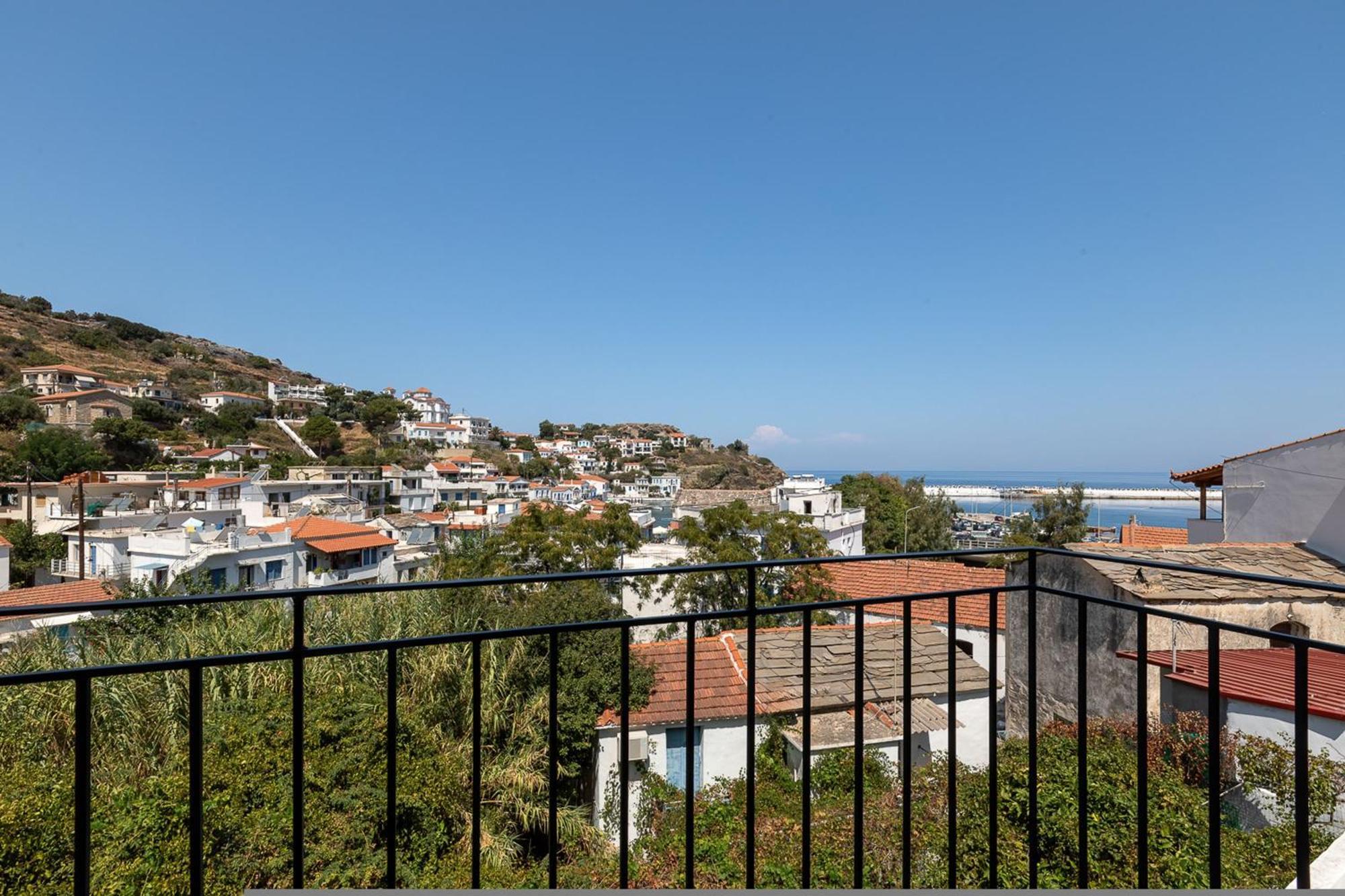 Lemonia In Ikaria Apartment