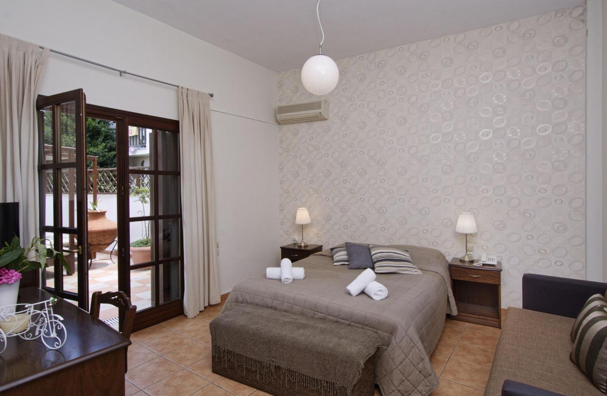 Enalion Aparthotel Kala Nera