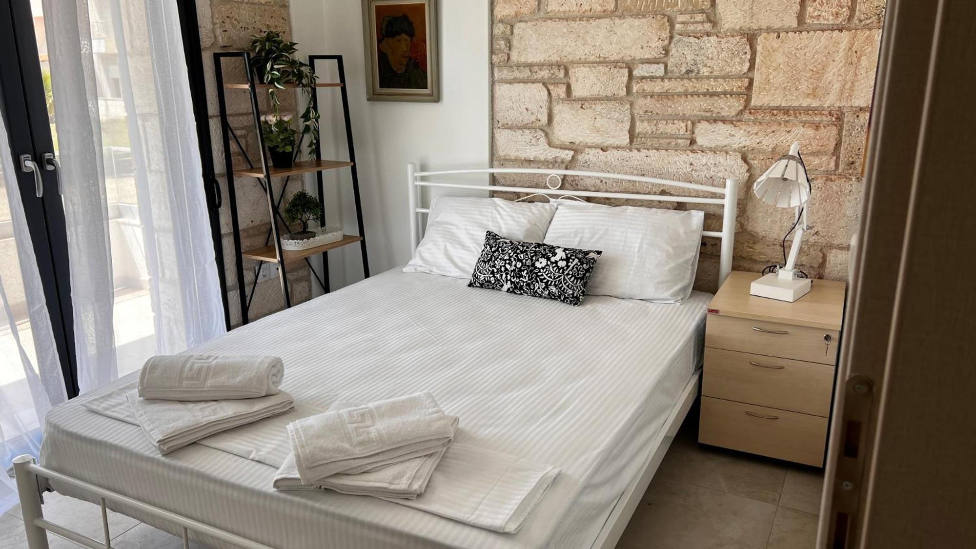 White Pearl Aparthotel *