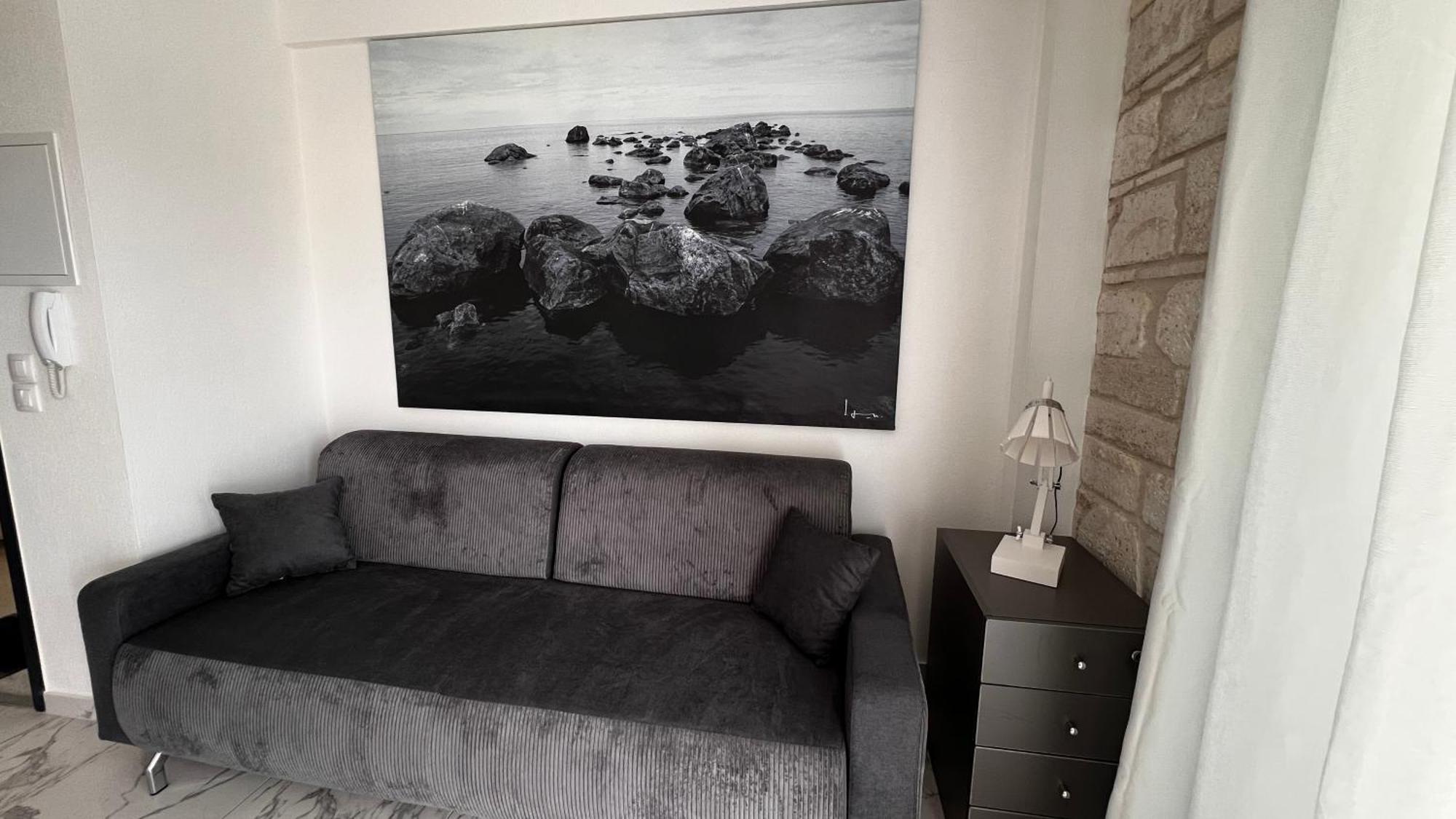 White Pearl Aparthotel Flogita