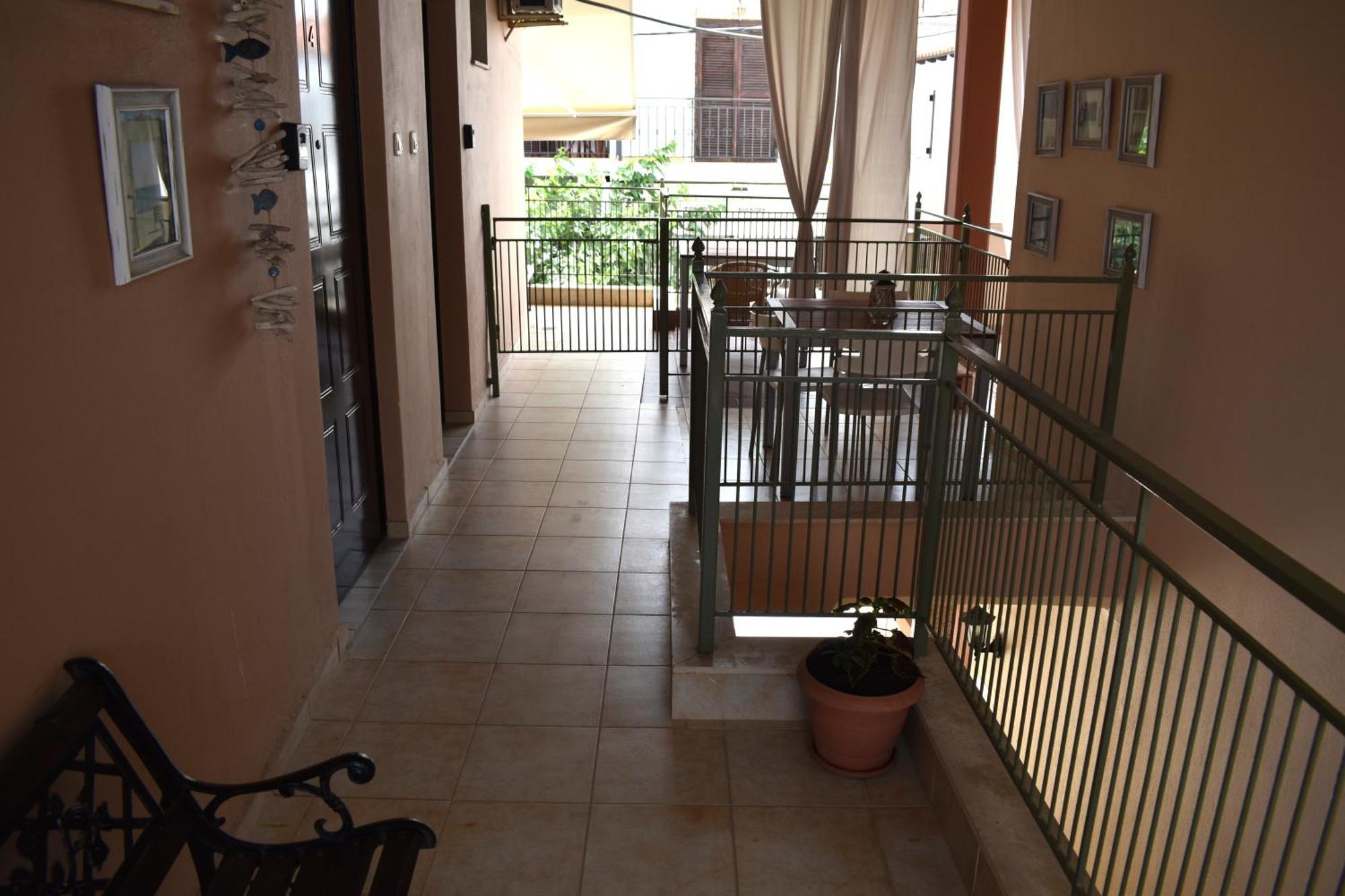 Kripis Studio Apartment Pefkochori