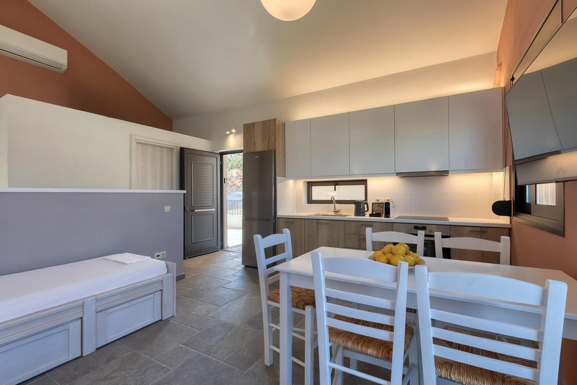 Lemonia In Ikaria Apartment *