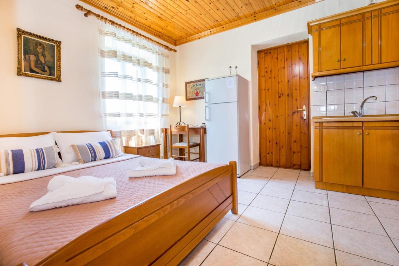 Anthi Apartment *