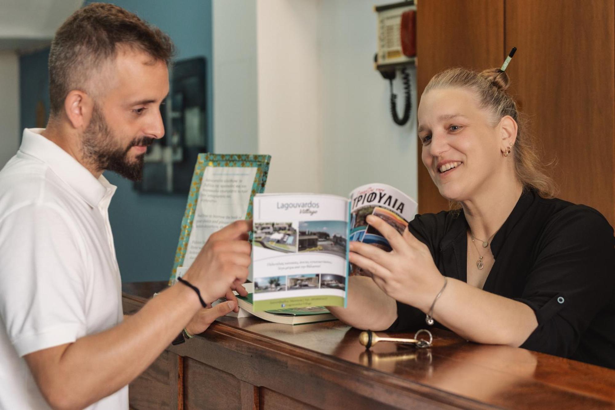 Hotel Akrogiali *