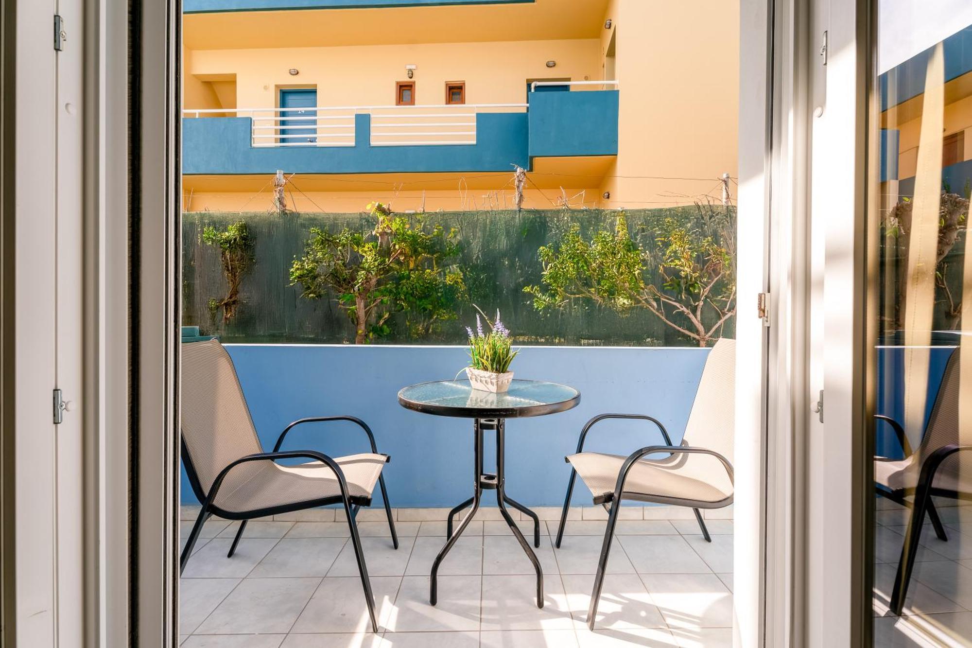Emi Seaside Apartment