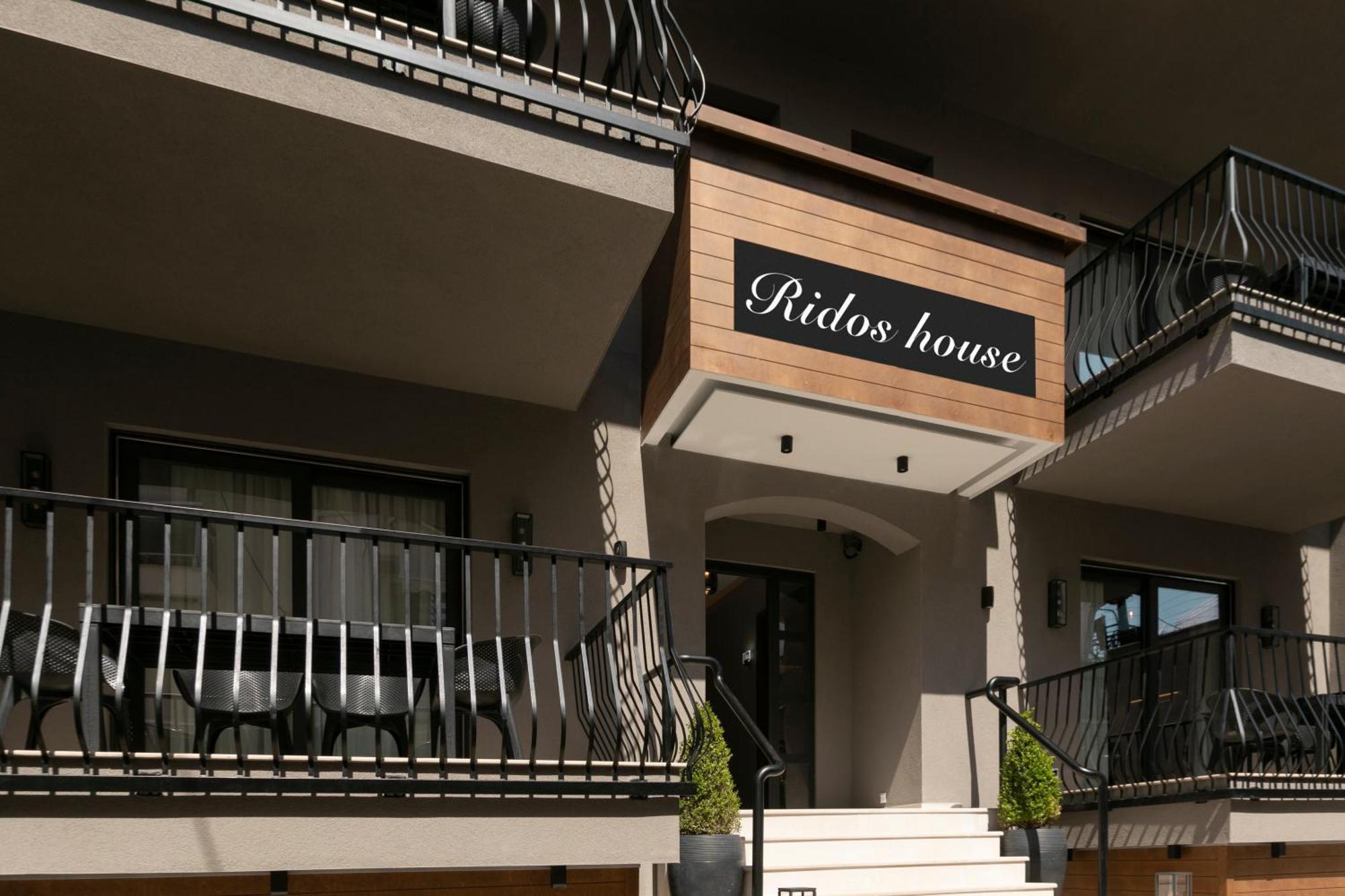 Apartment Ridos House *