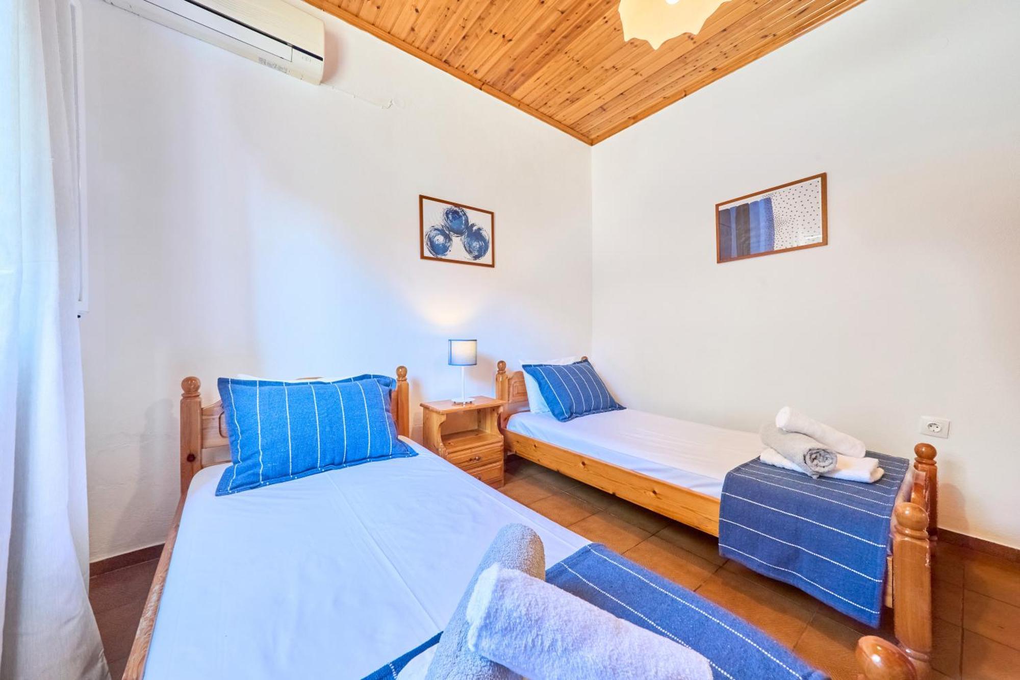 Dolphin 1 Apartment