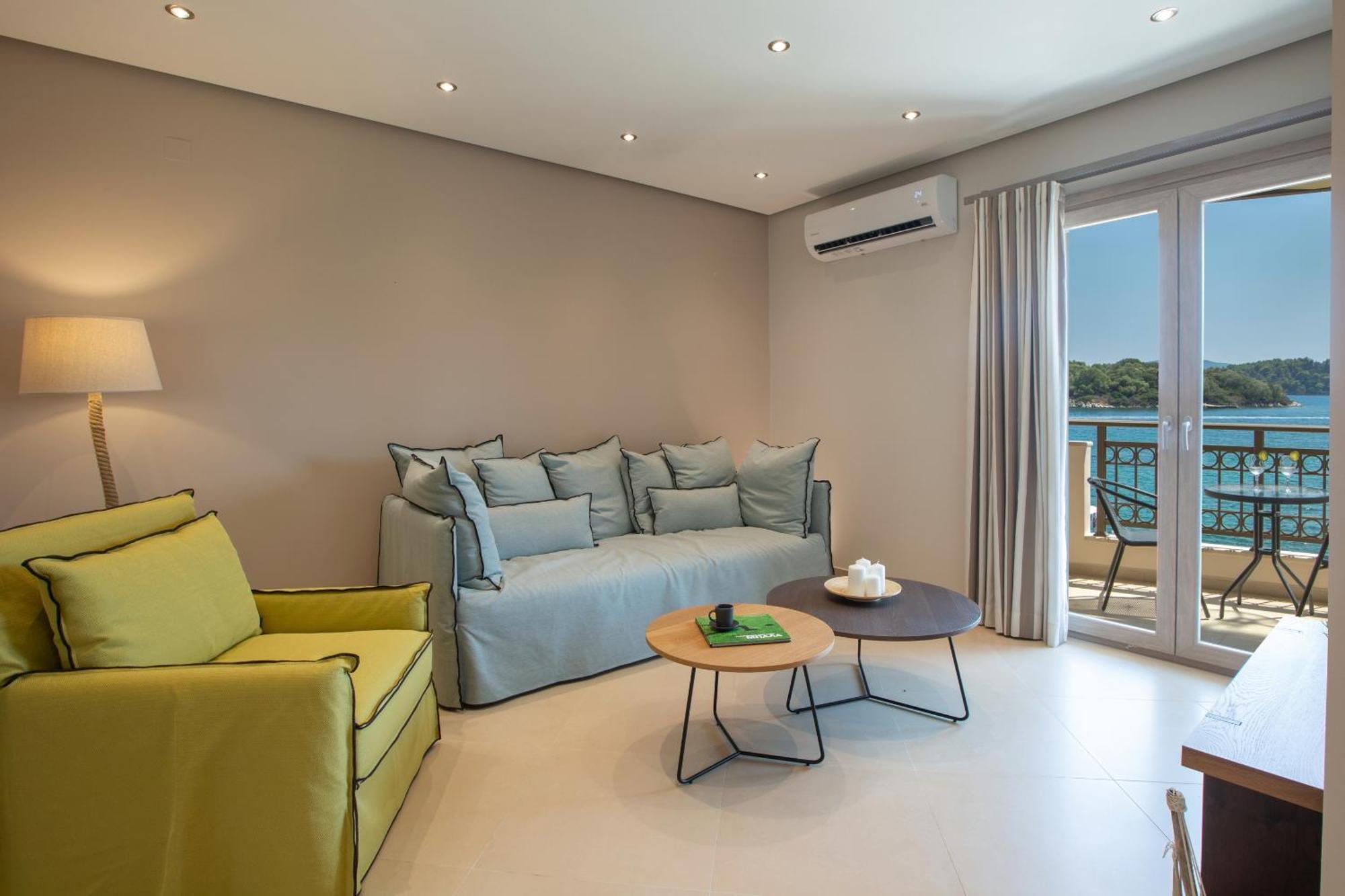 Enalion Nydri (Lefkada)