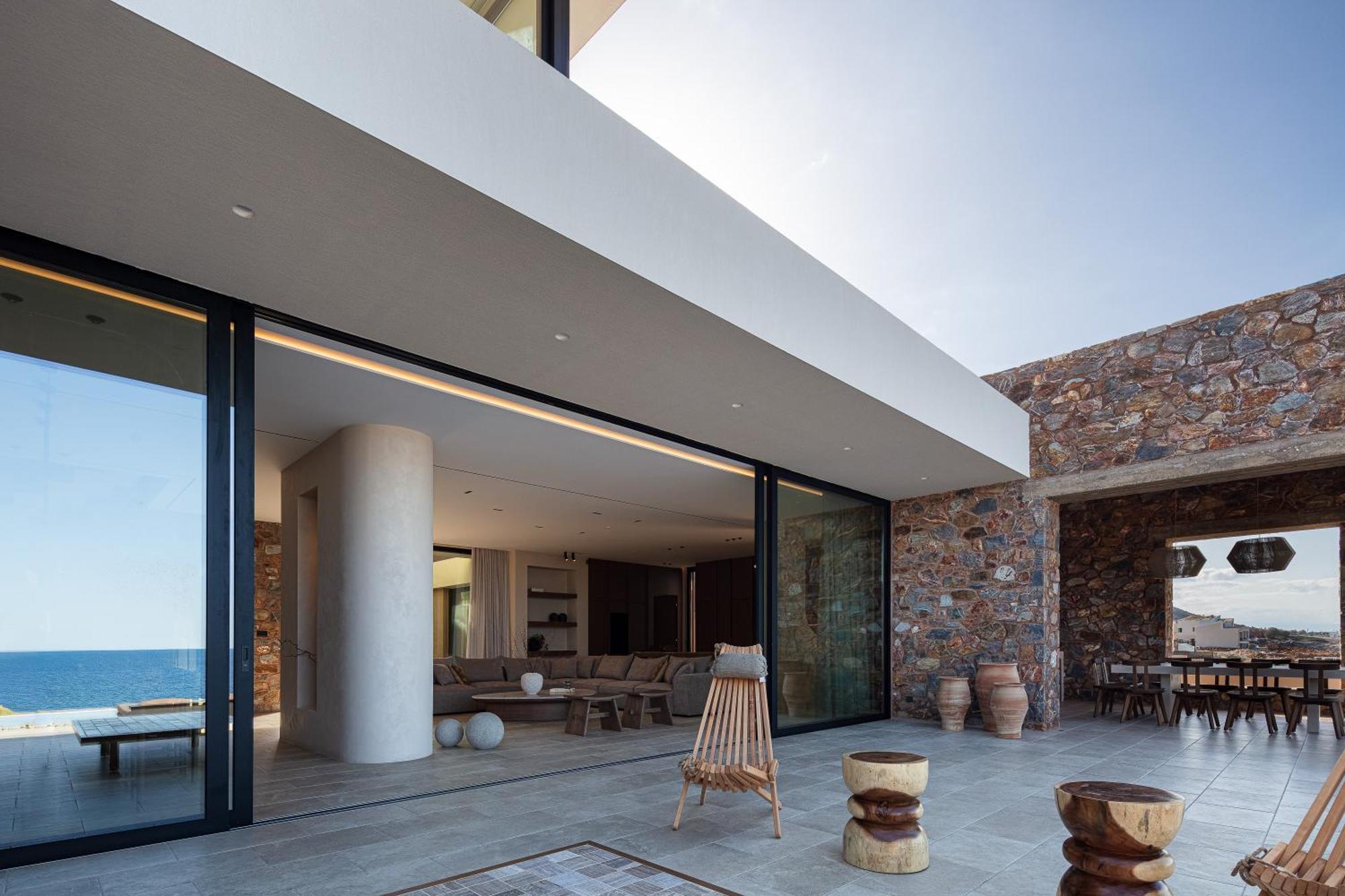 Ormus - Beachfront Sanctuary Blending With Earth, Sun & Sea By Etouri