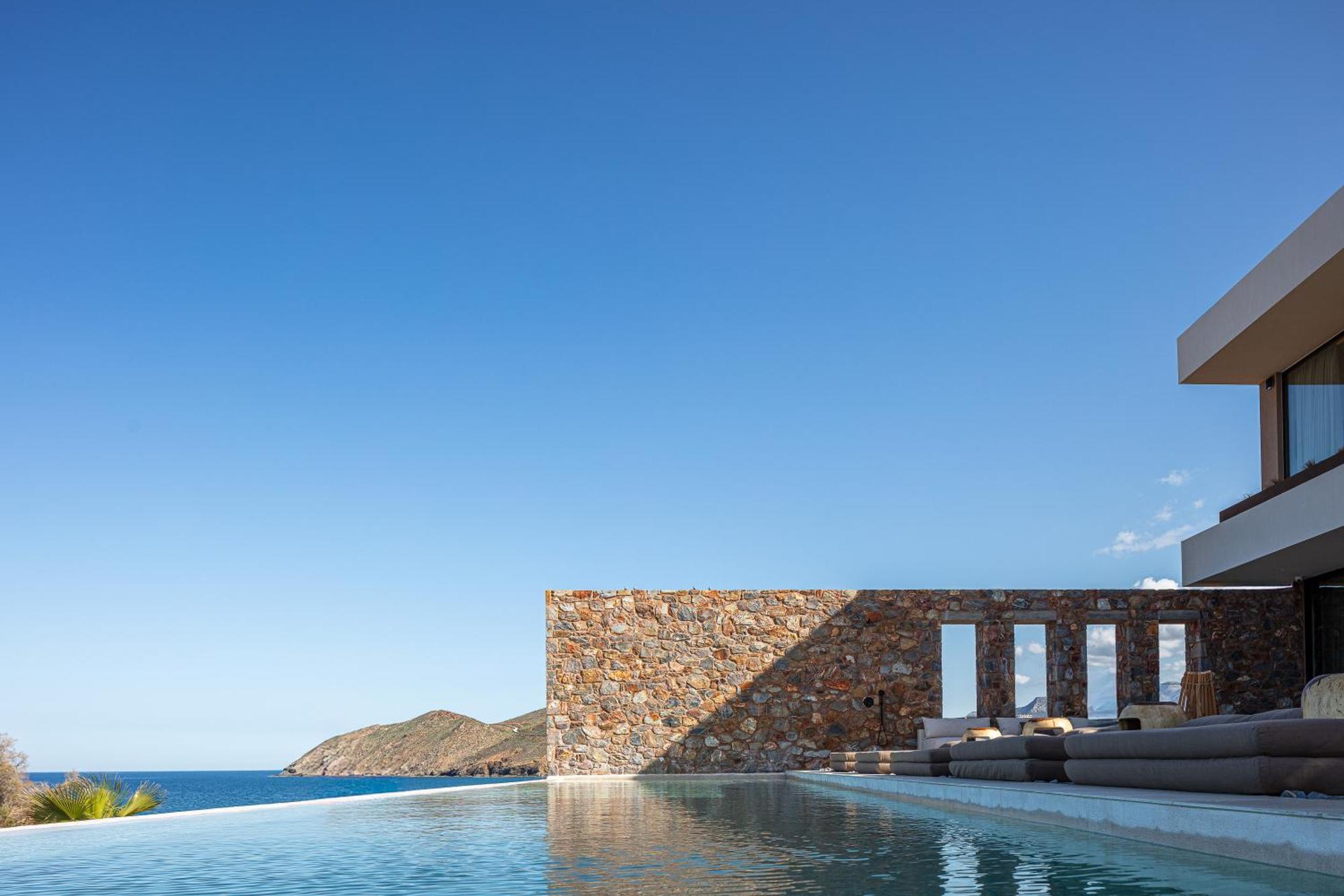 Villa Ormus - Beachfront Sanctuary Blending With Earth, Sun & Sea By Etouri Panormos (Crete)