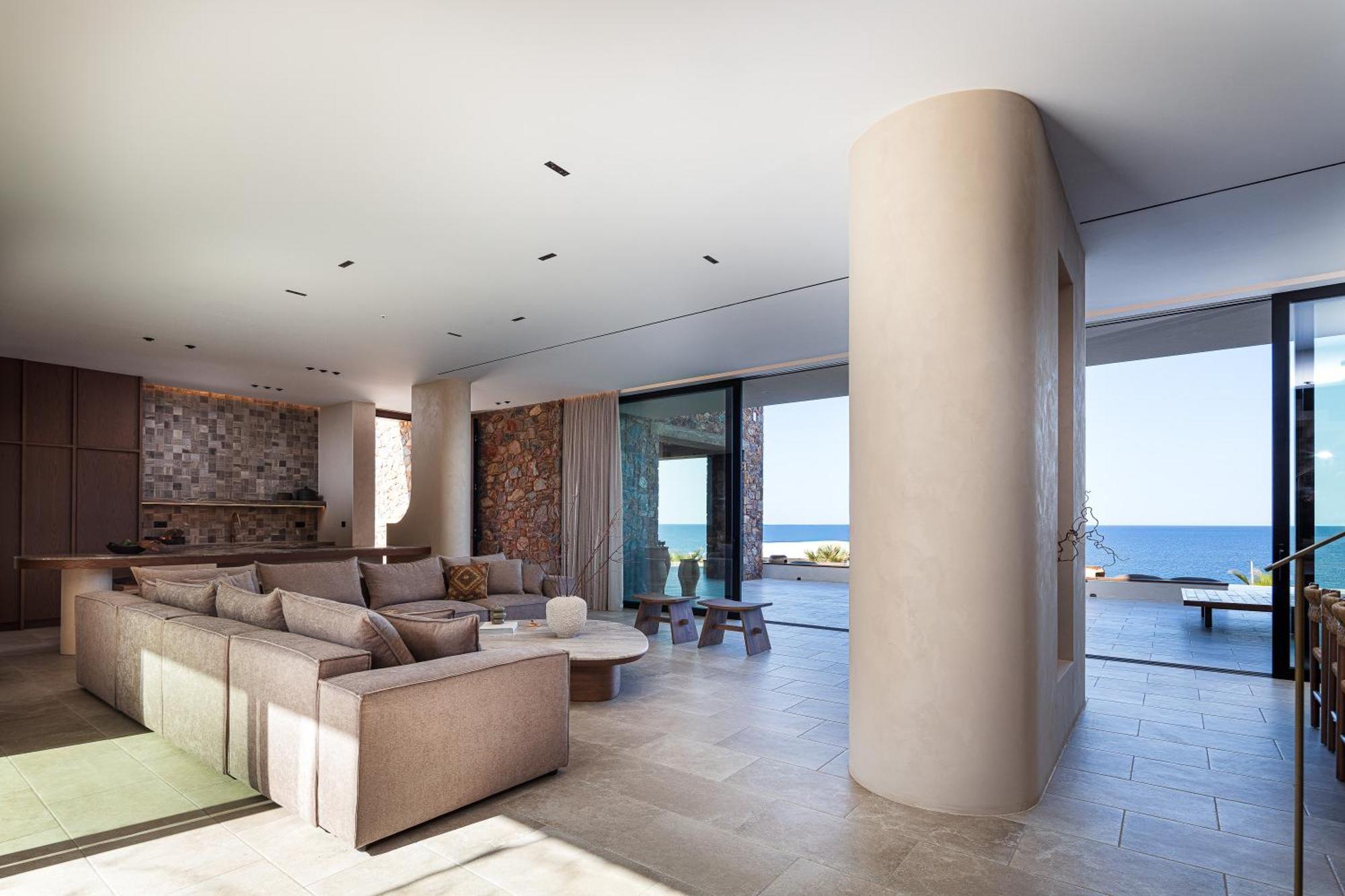 Villa Ormus - Beachfront Sanctuary Blending With Earth, Sun & Sea By Etouri