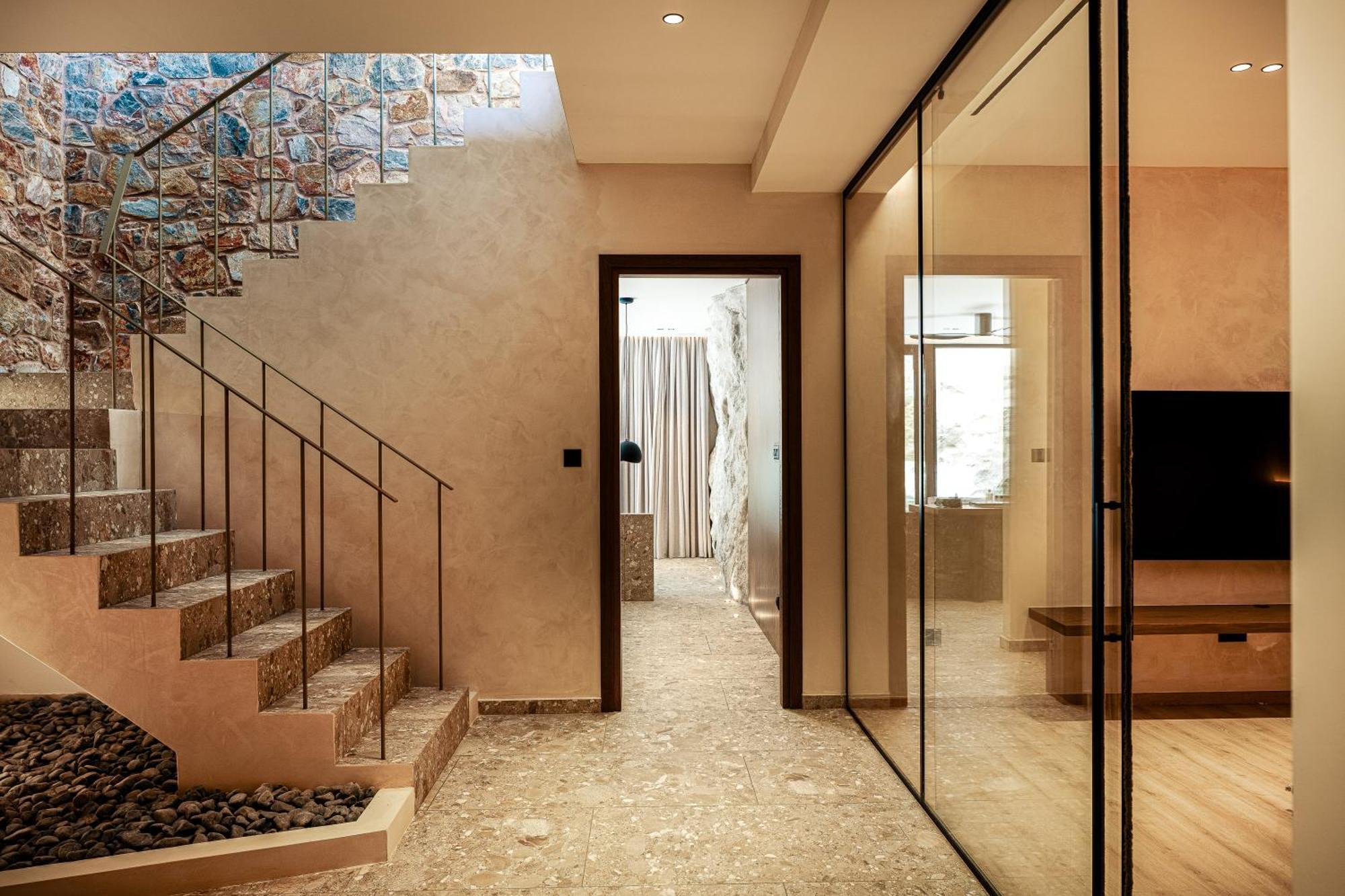 Villa Ormus - Beachfront Sanctuary Blending With Earth, Sun & Sea By Etouri Panormos (Crete)