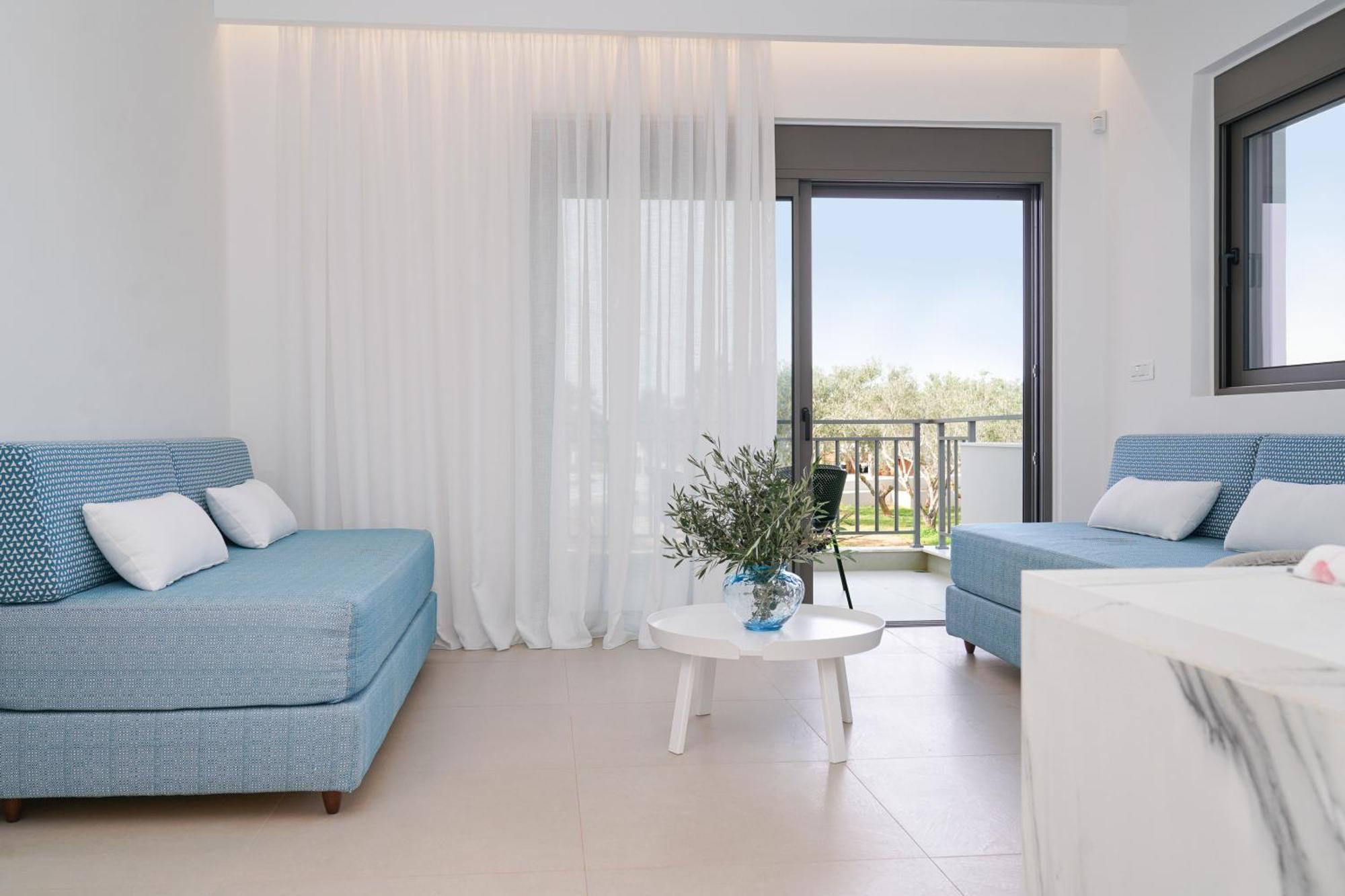 Mare Turquoise *