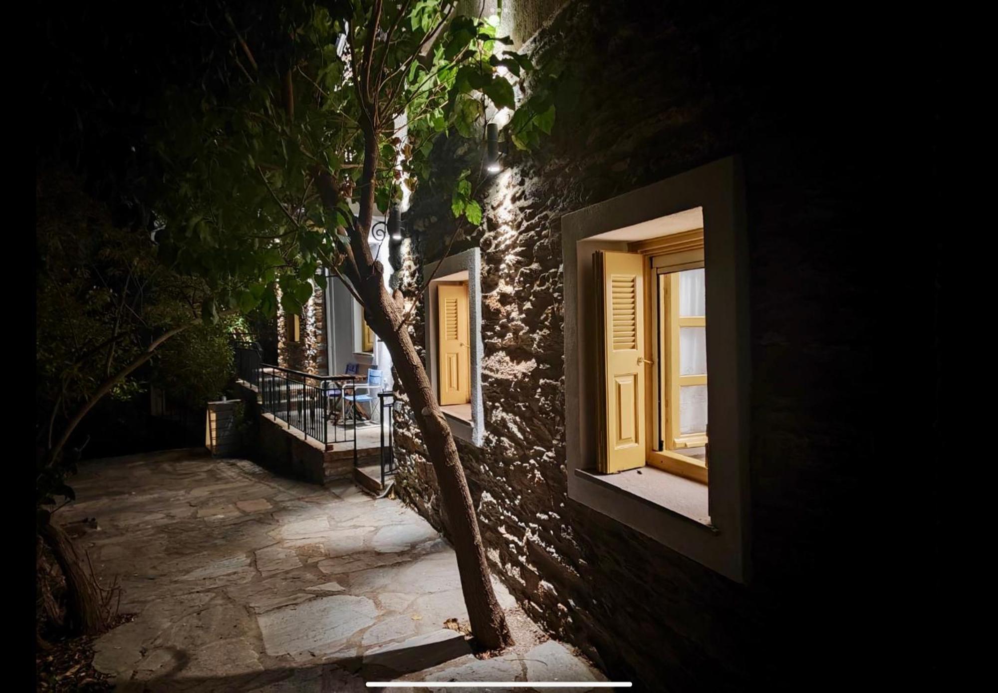 Villa Century Ioulis