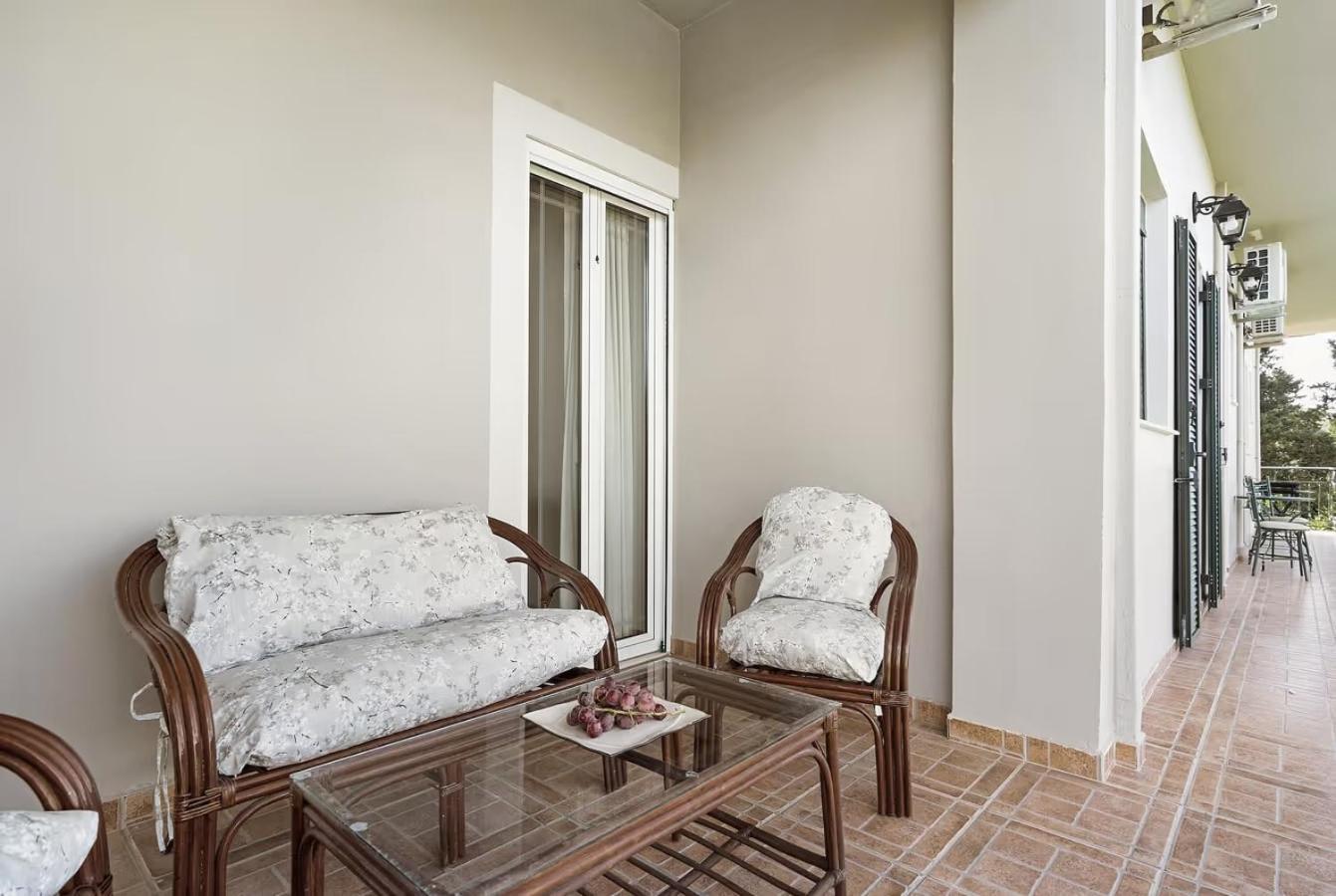 Paradiso Apartment Lixouri