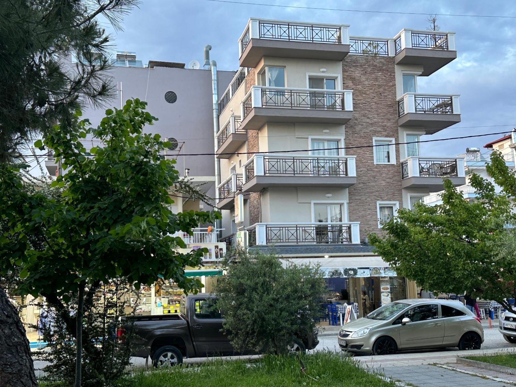 Effie Apartment