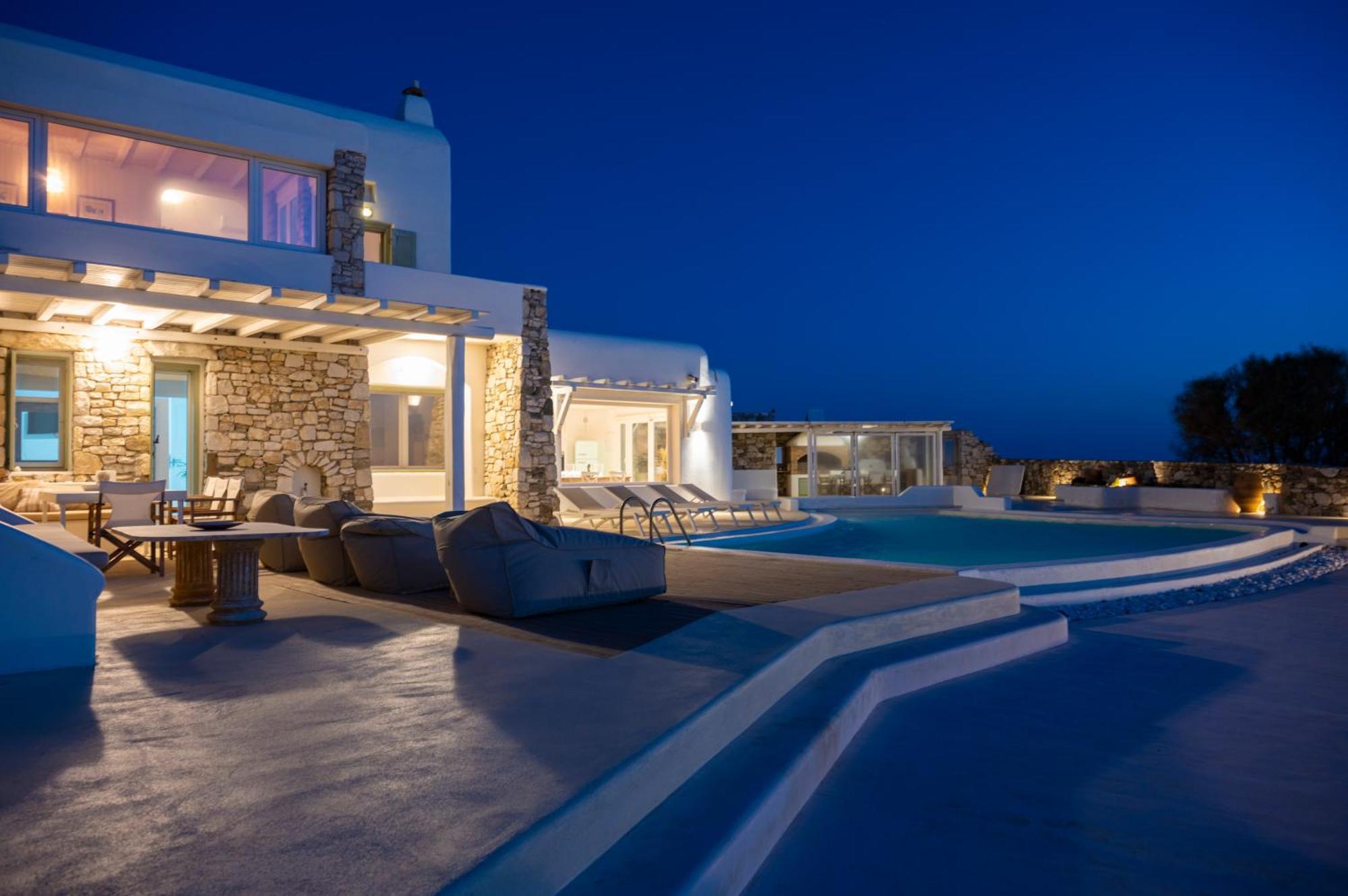 Magdalena Mykonos * Agios Ioannis Diakoftis