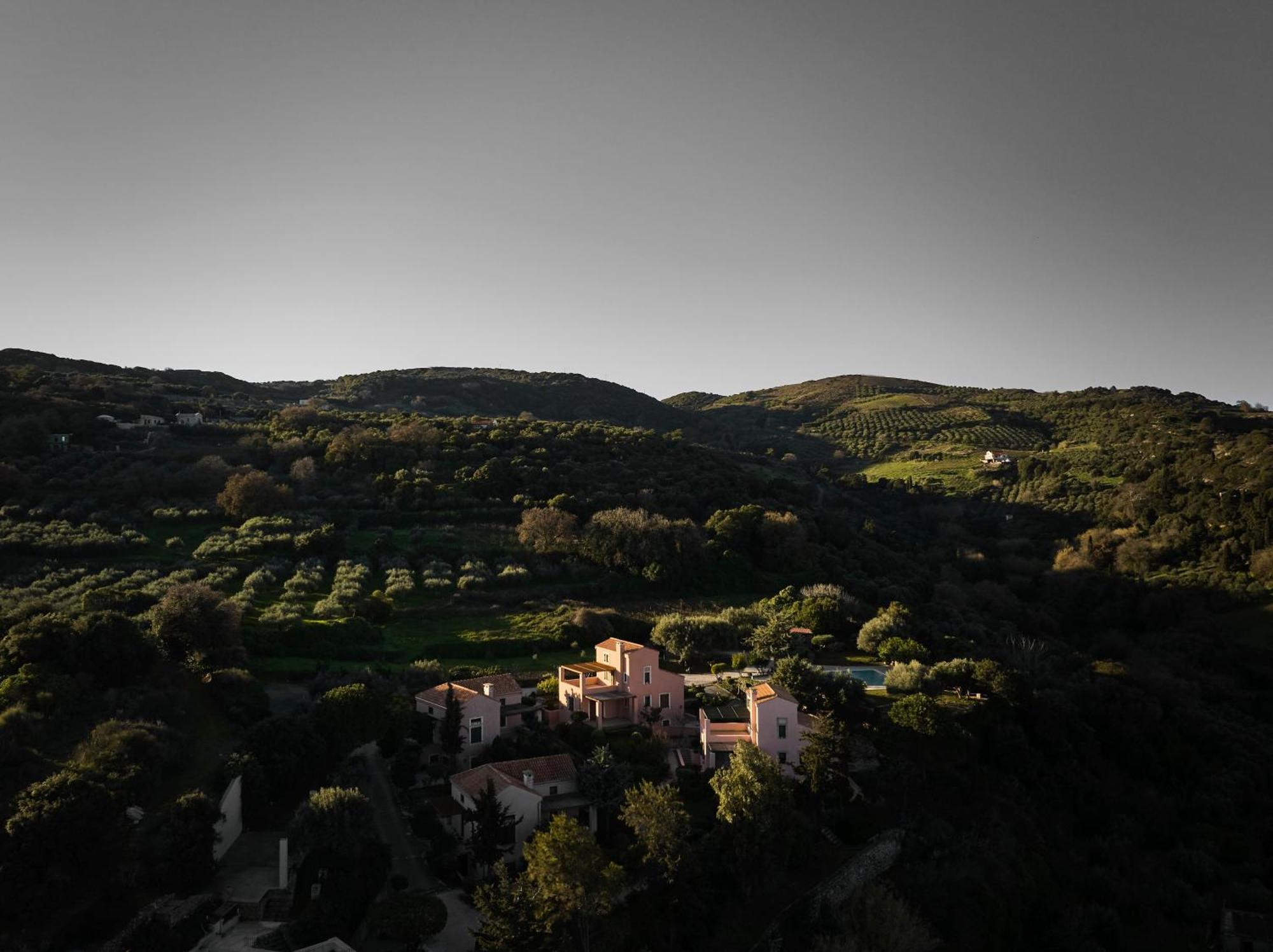 Eliathos Hillside Retreat *
