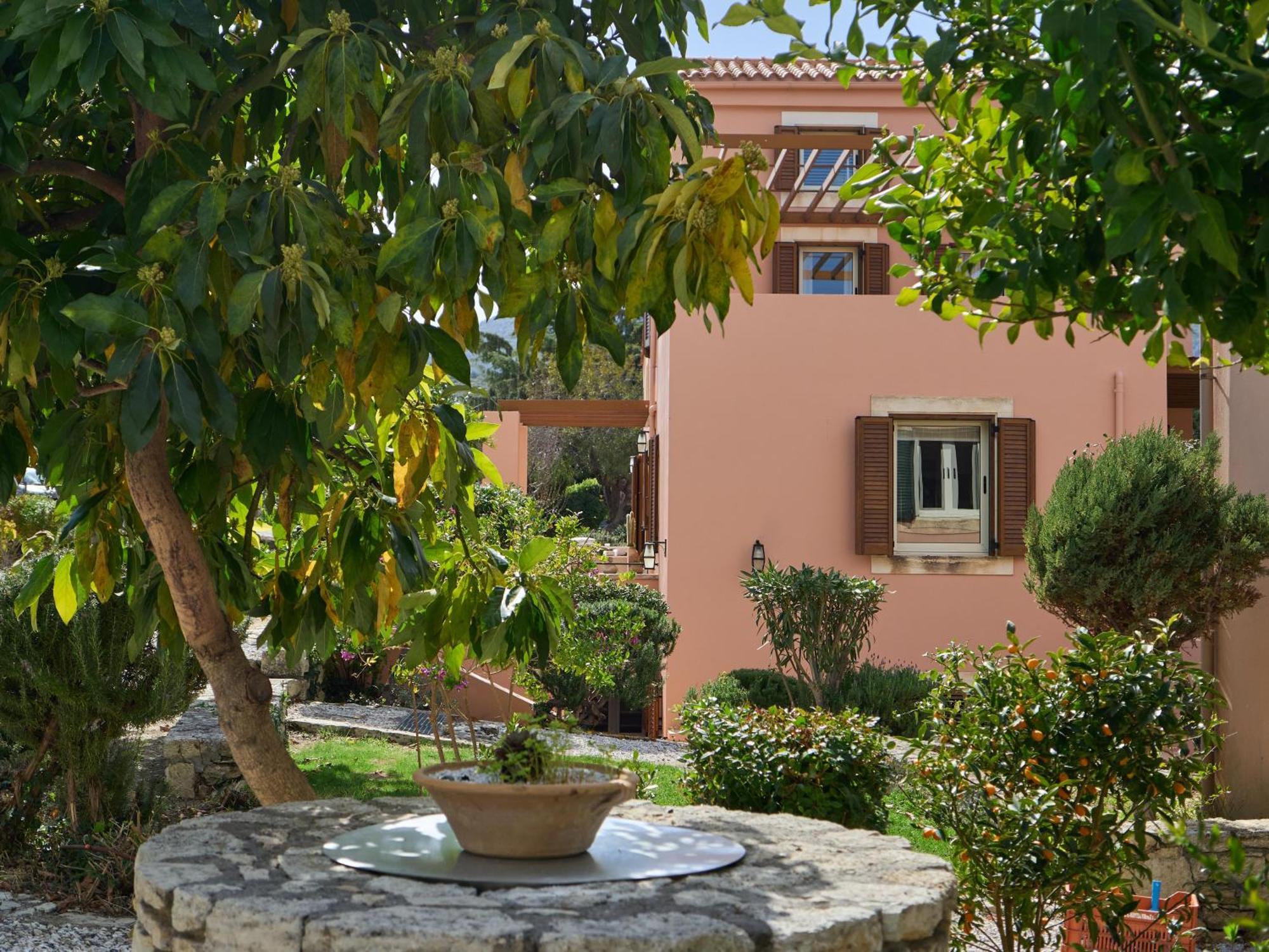 Eliathos Hillside Retreat Apartment