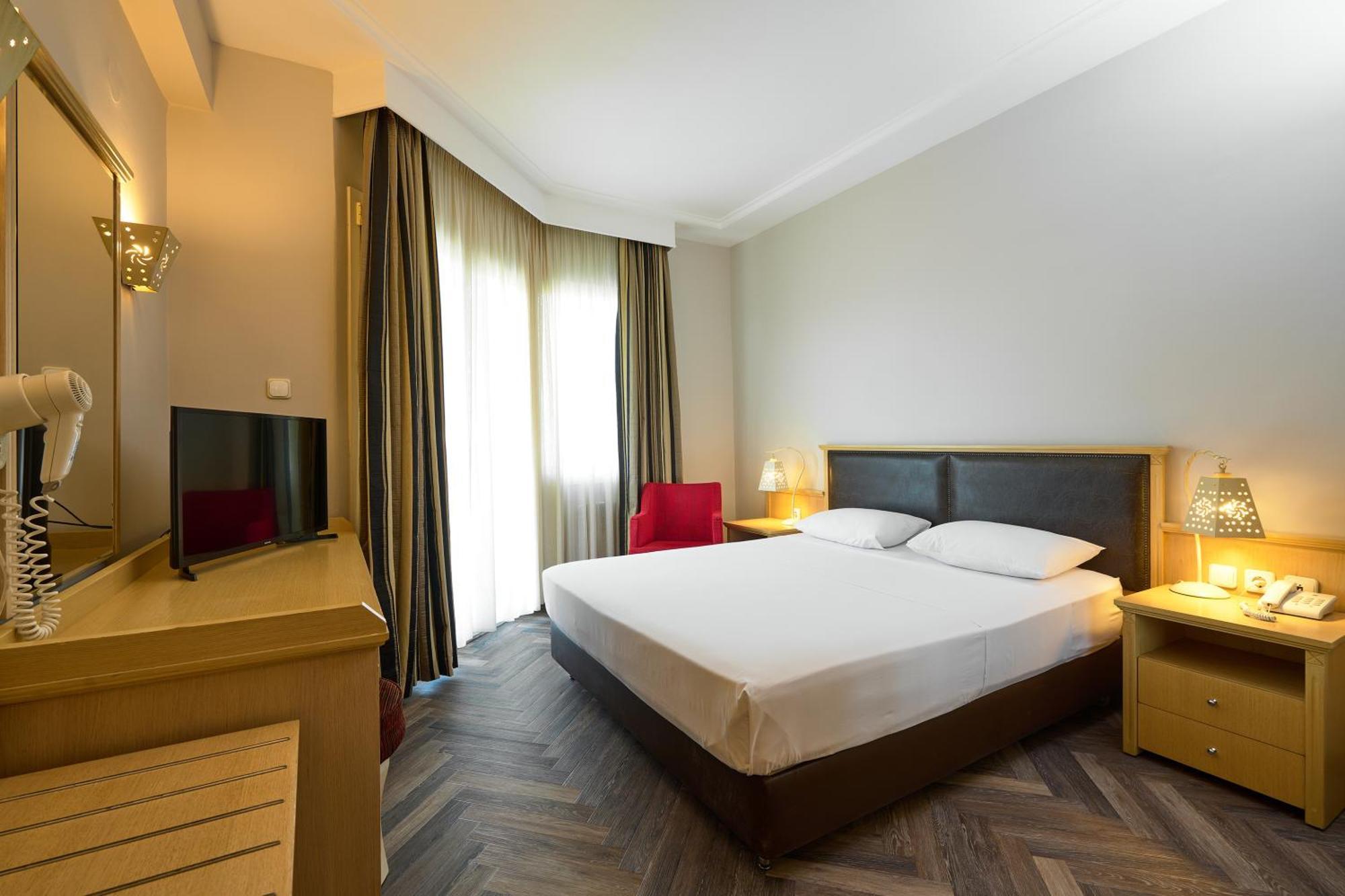 Iris Hotel Thermi