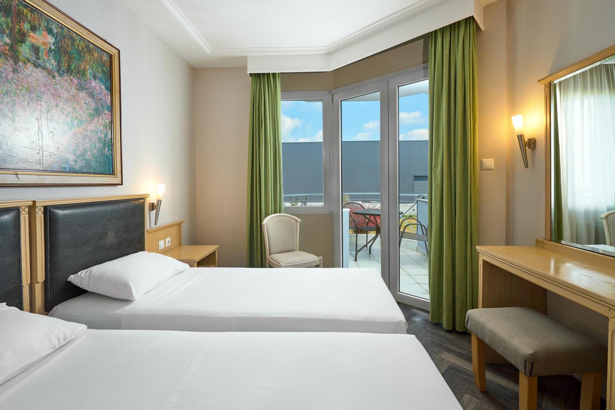 Hotel Iris