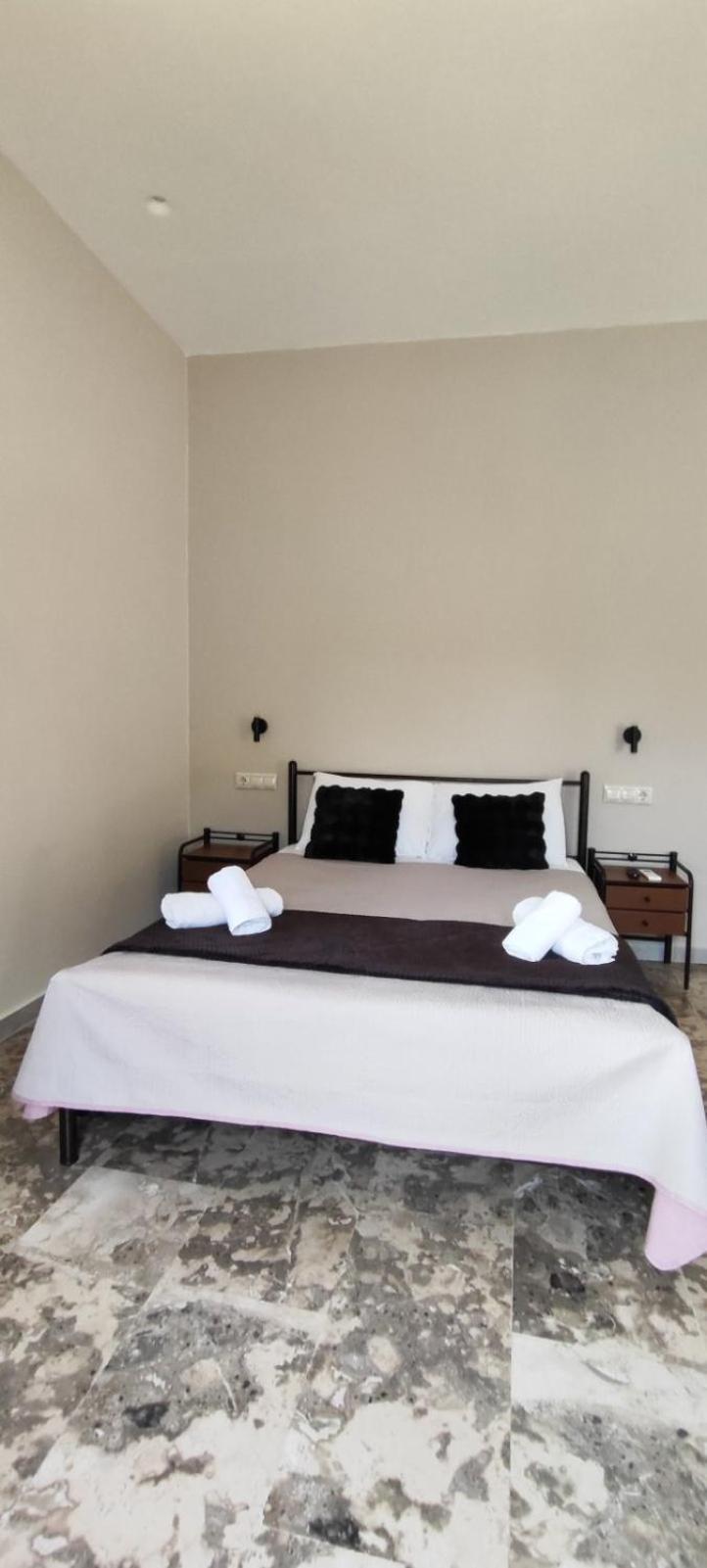 Traditional House Alepis In Areopolis Apartment *