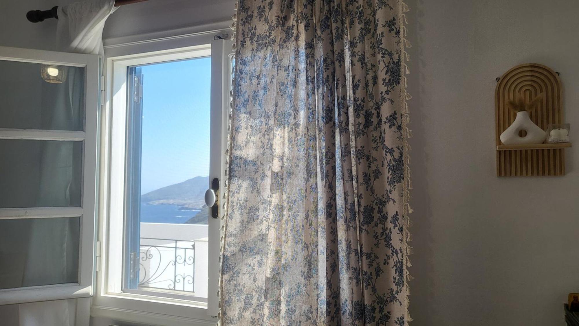 Houlia με δωρεάν χώρο στάθμευσης Stenies