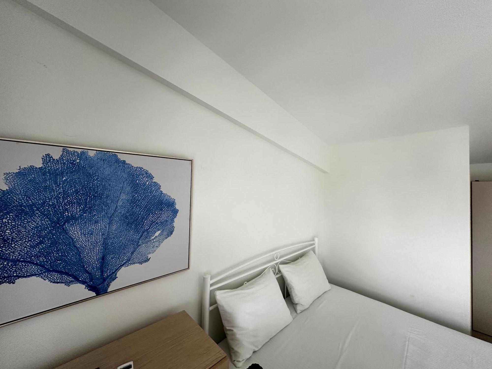 White Pearl Flogita