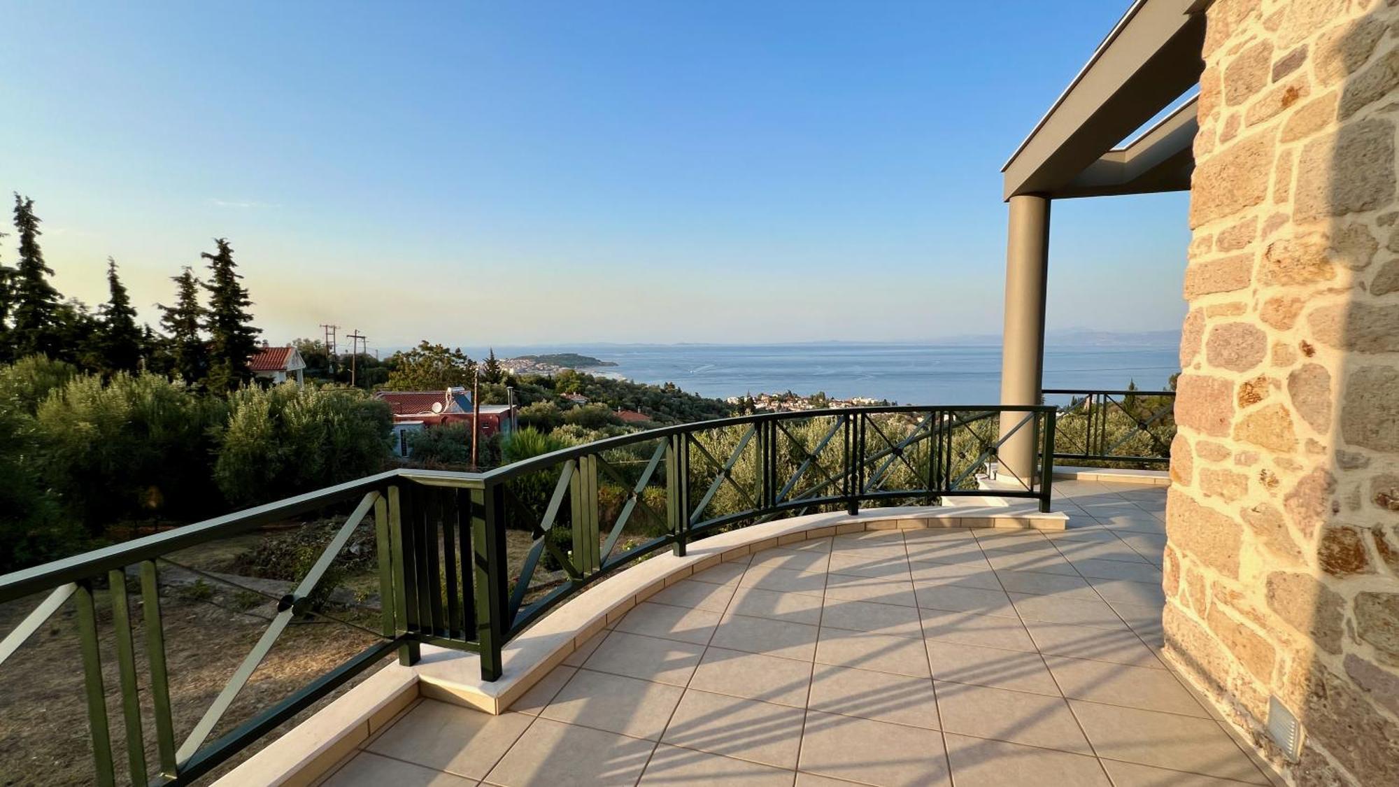Villa Modern Overlooking Mytilene