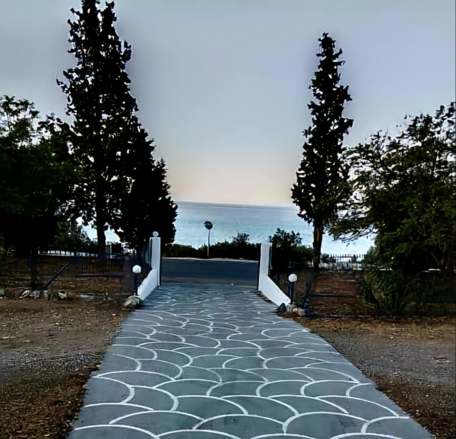Aparthotel Pefkos Crystal Bay And