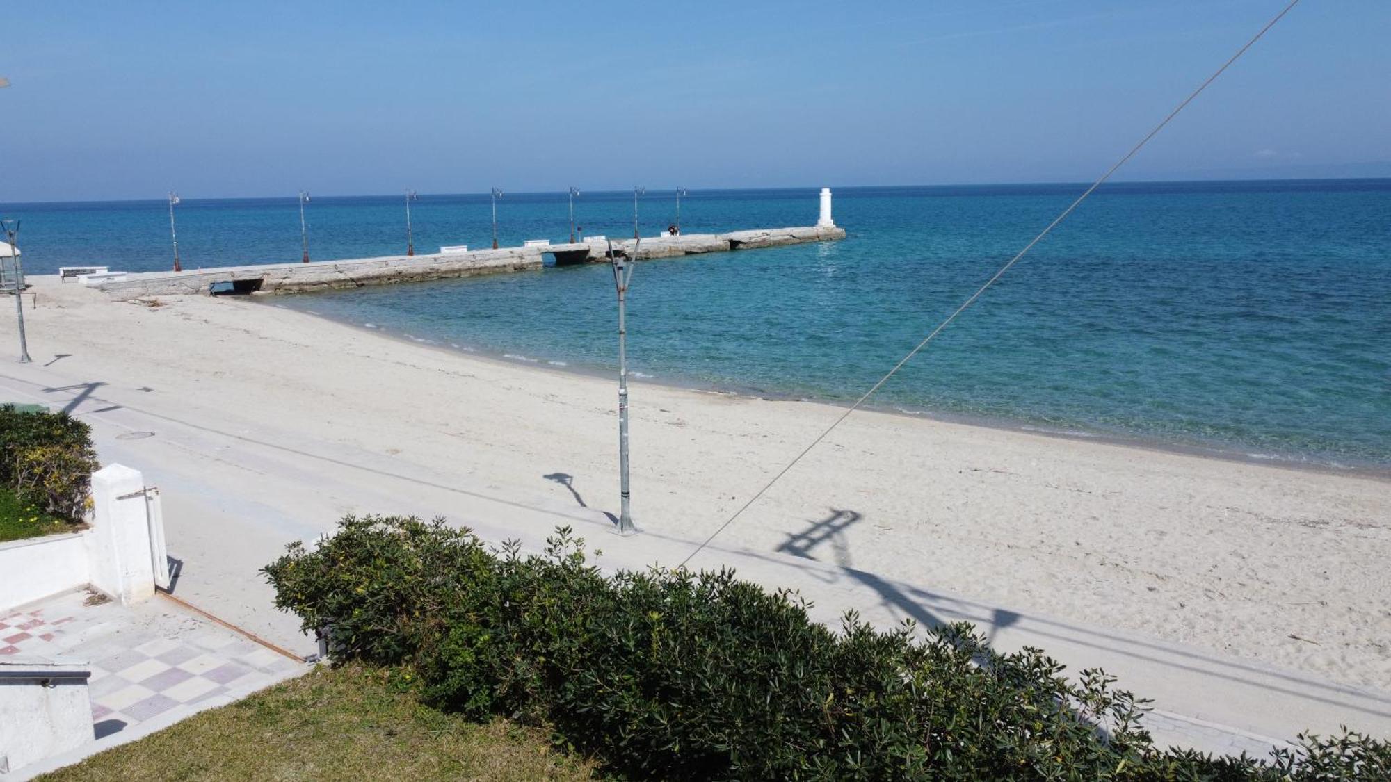 Take Me To The Sea 3 - Beachfront, Starlink, Location *