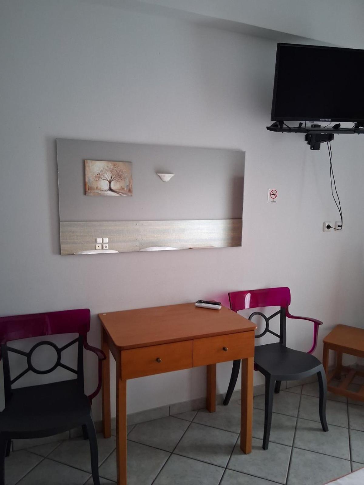 Alexandros Aparthotel *