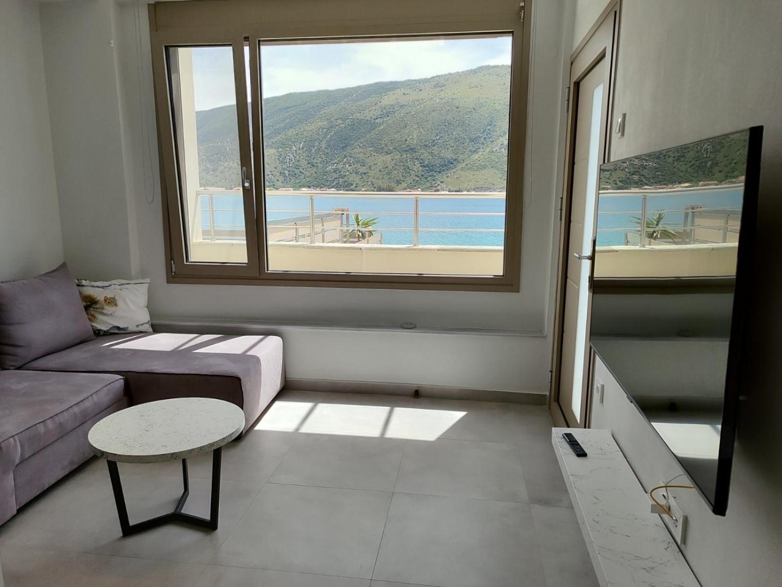 Apartment Ocean Views *