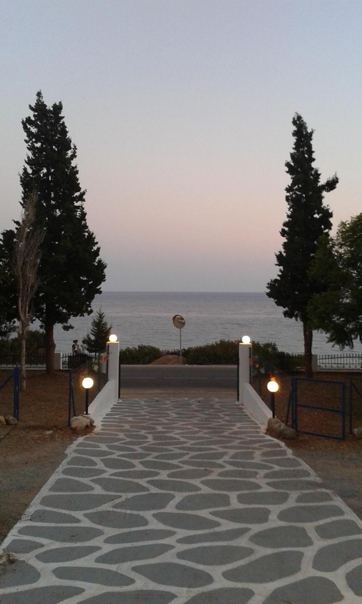 Aparthotel Pefkos Crystal Bay And Pefki (Rhodes)
