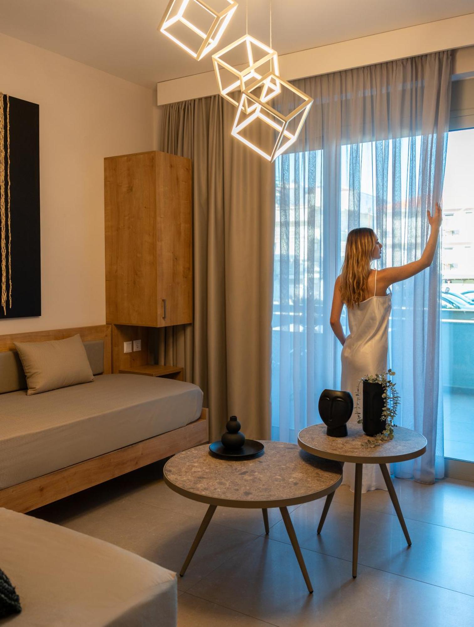 Aparthotel Premium *