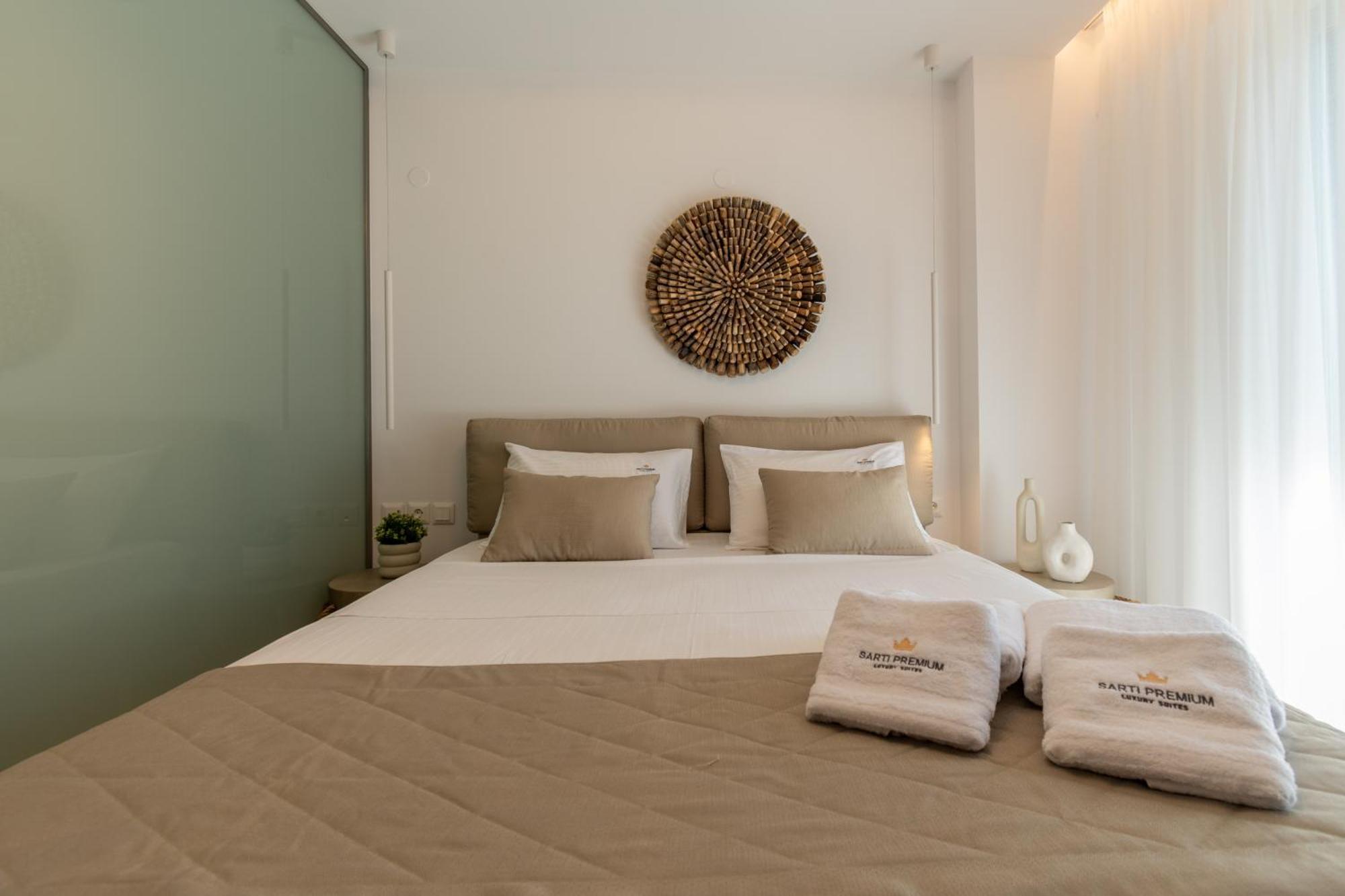 Aparthotel Premium *