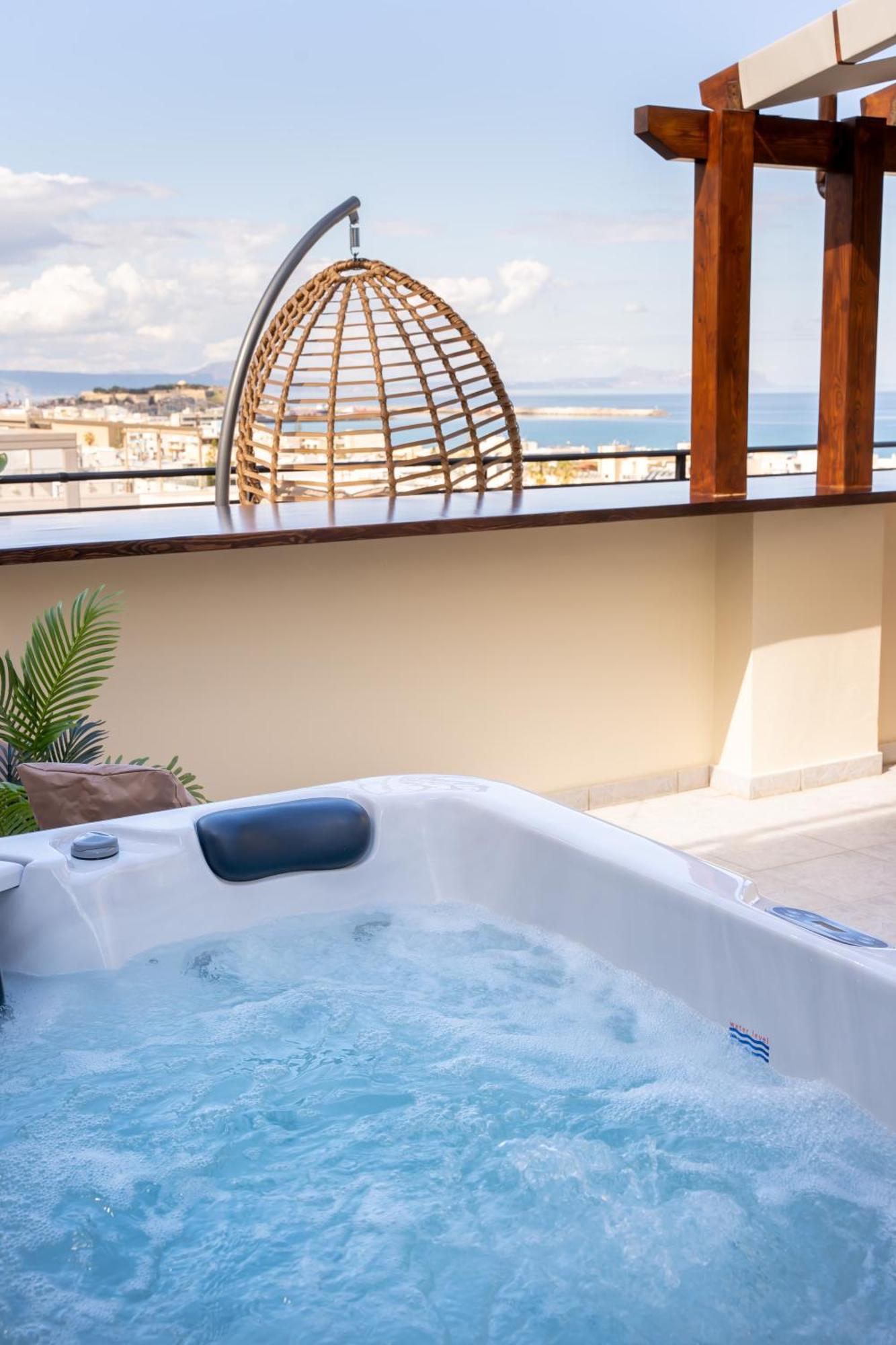 Michalis With Outdoor Jacuzzi Apartment Rethymno (Crete)
