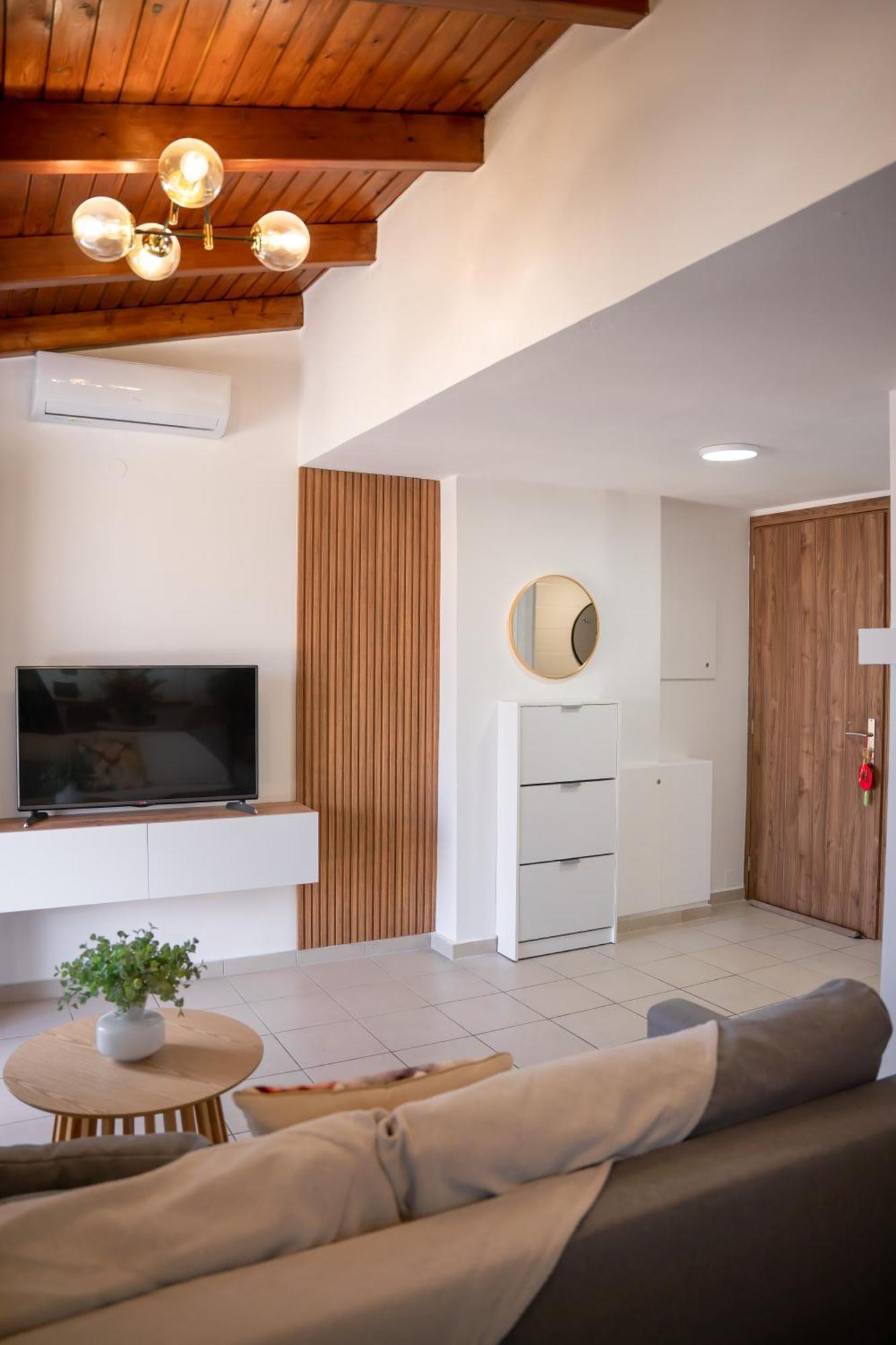 Michalis With Outdoor Jacuzzi * Rethymno (Crete)