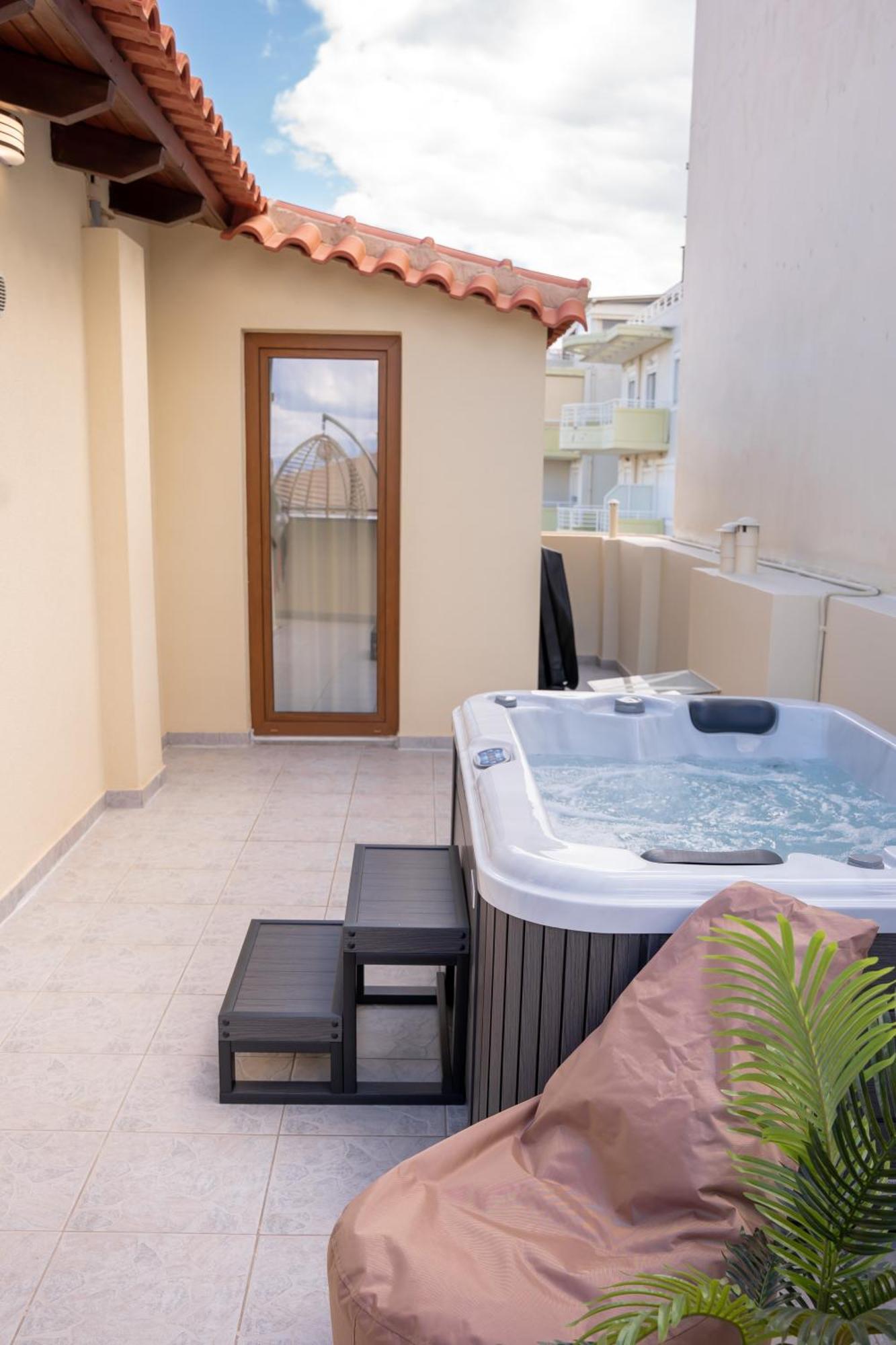 Apartment Michalis With Outdoor Jacuzzi Rethymno (Crete)