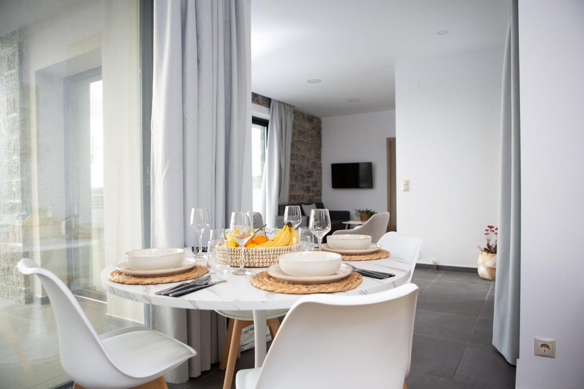 Villa Vista Komos 2, New Building *