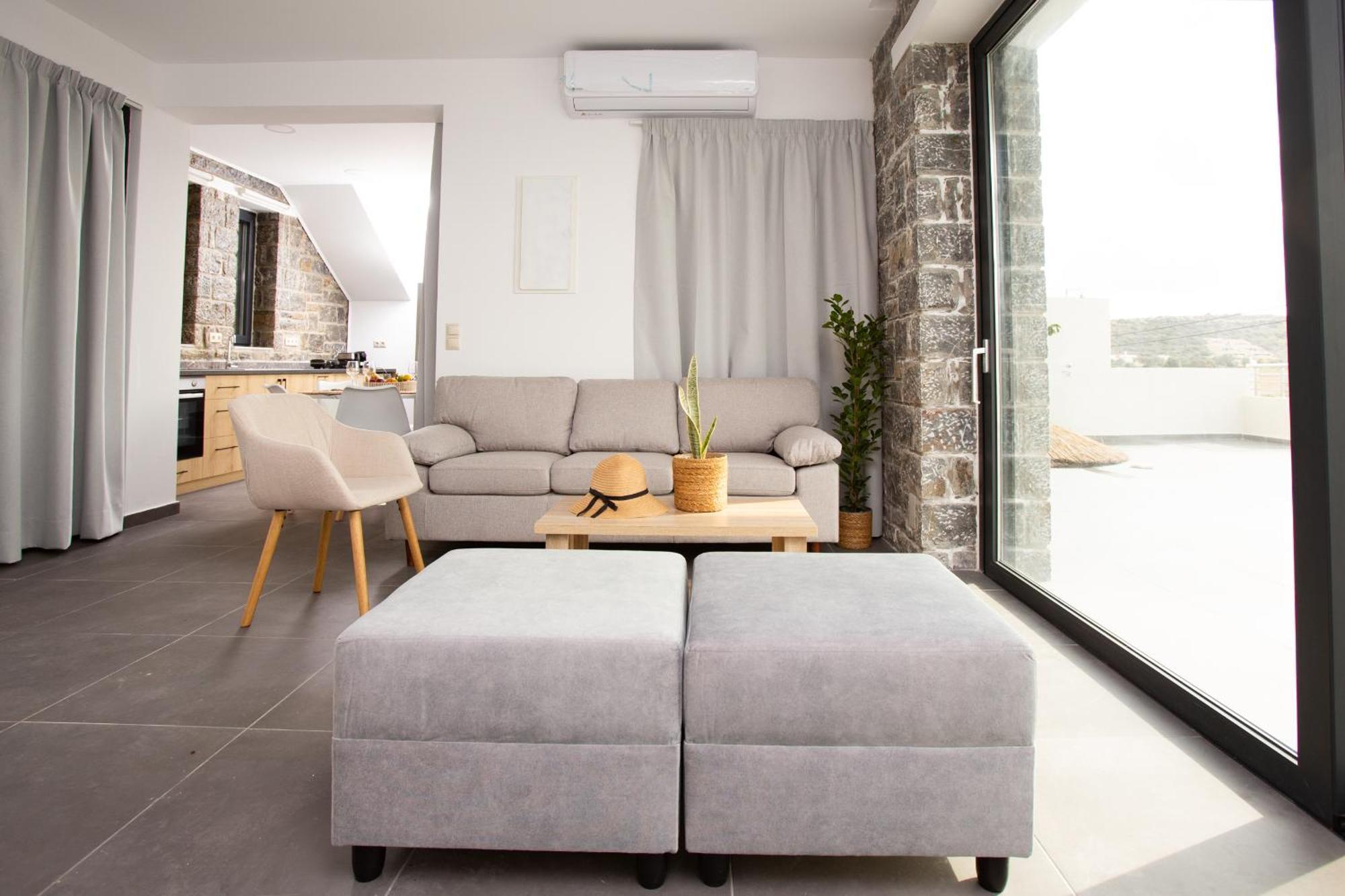 Vista Komos 2, New Building Villa Pitsidia