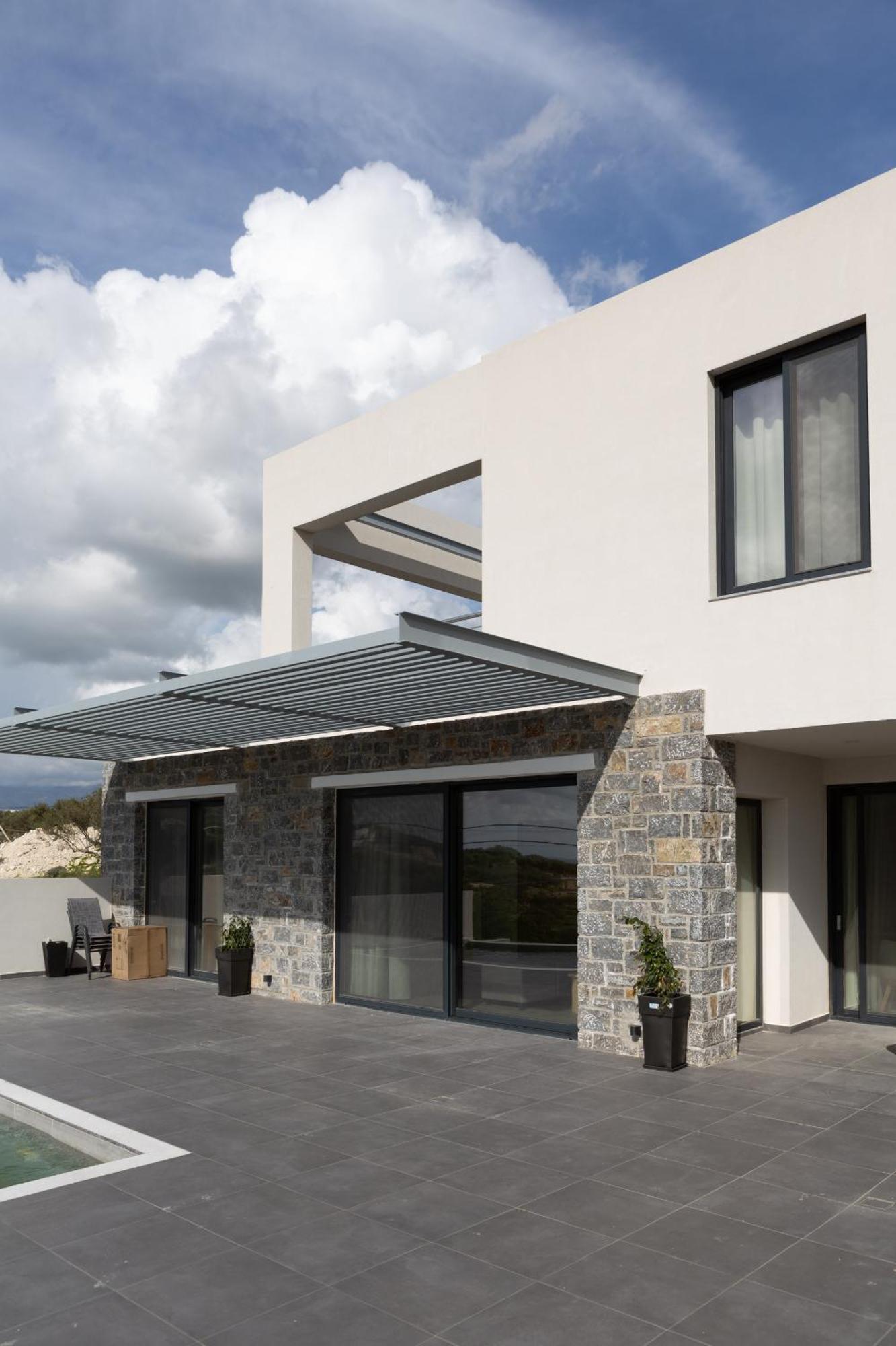 Vista Komos 2, New Building Villa