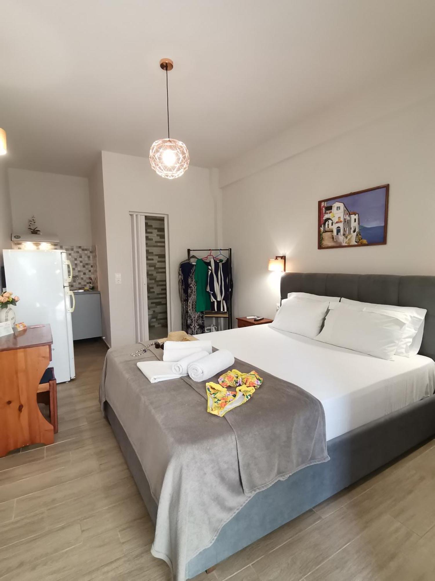 Lia Adults Only -fully Renovated Apartment Chrysi Ammoudia